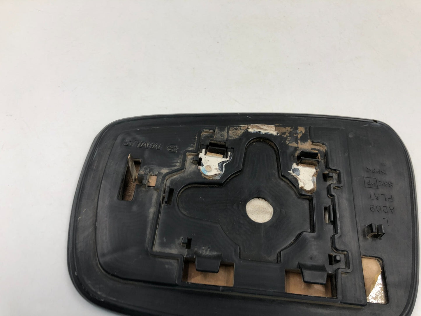 2005-2019 Nissan Pathfinder Driver Side Power Door Mirror Glass Only D04B31089