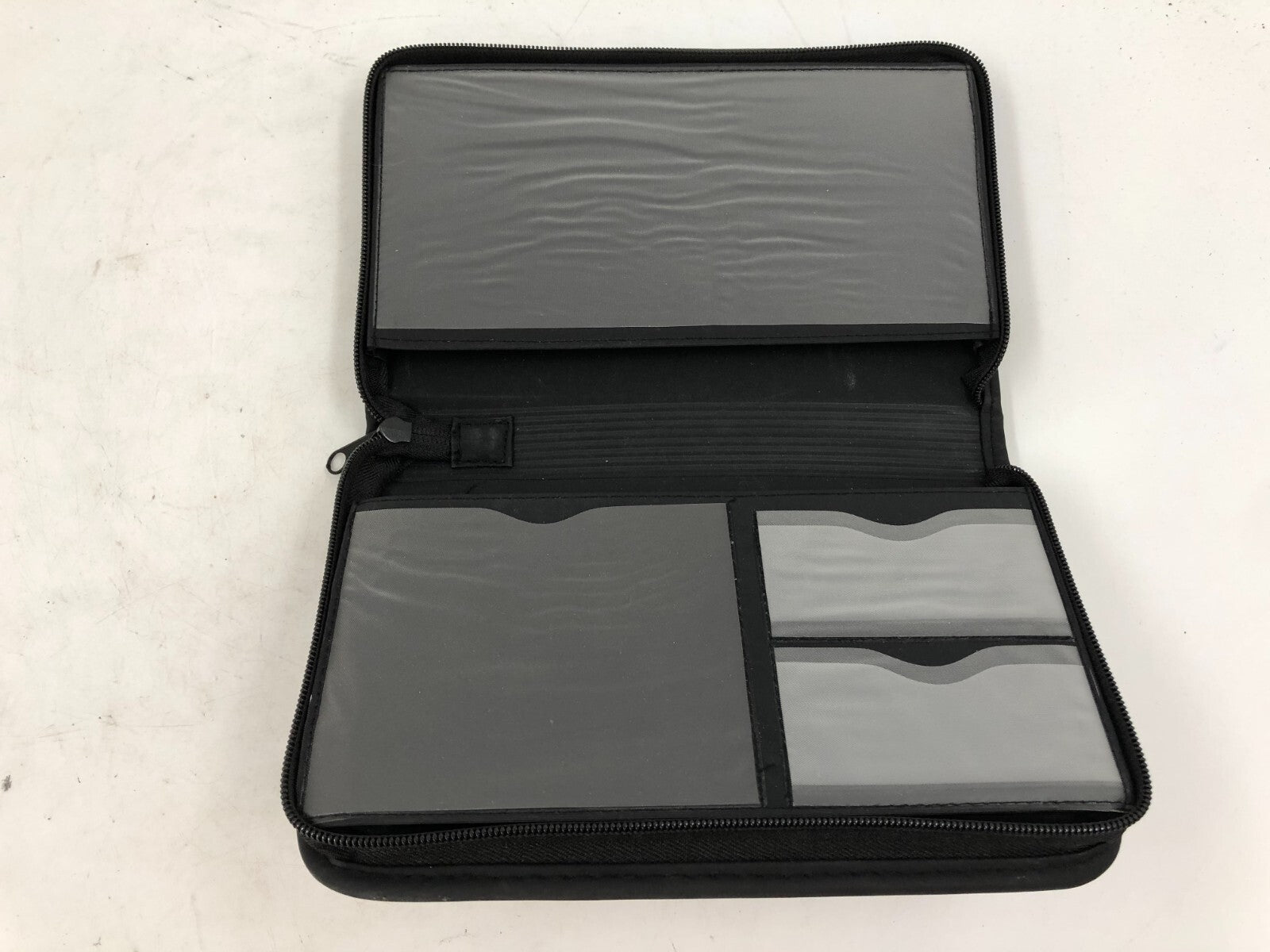 2007 Nissan Sentra Owners Manual Set with Case OEM D02B61008