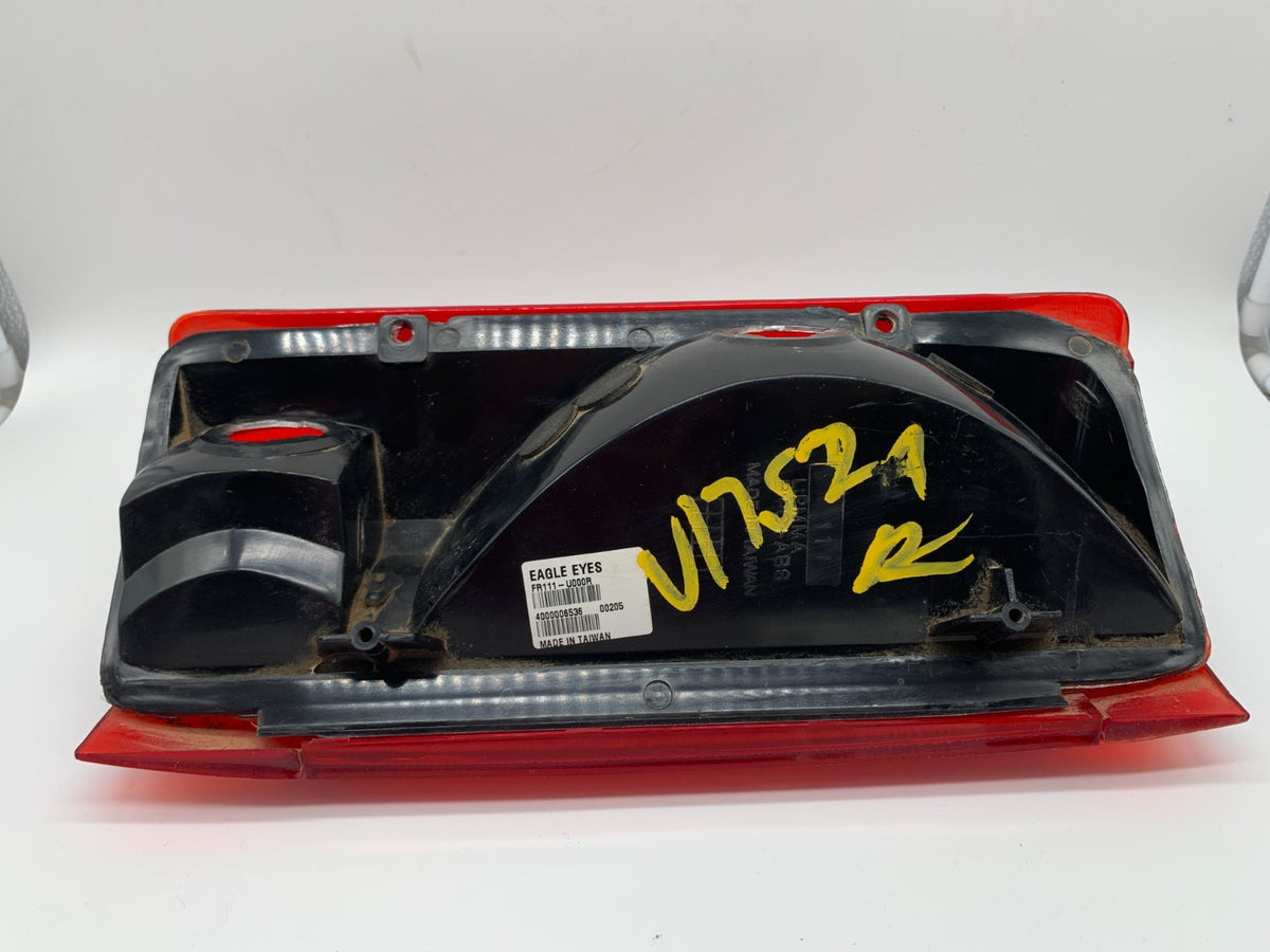 1987-1990 Ford F-250 Driver Side Tail Light Taillight Styleside OEM B03B17007