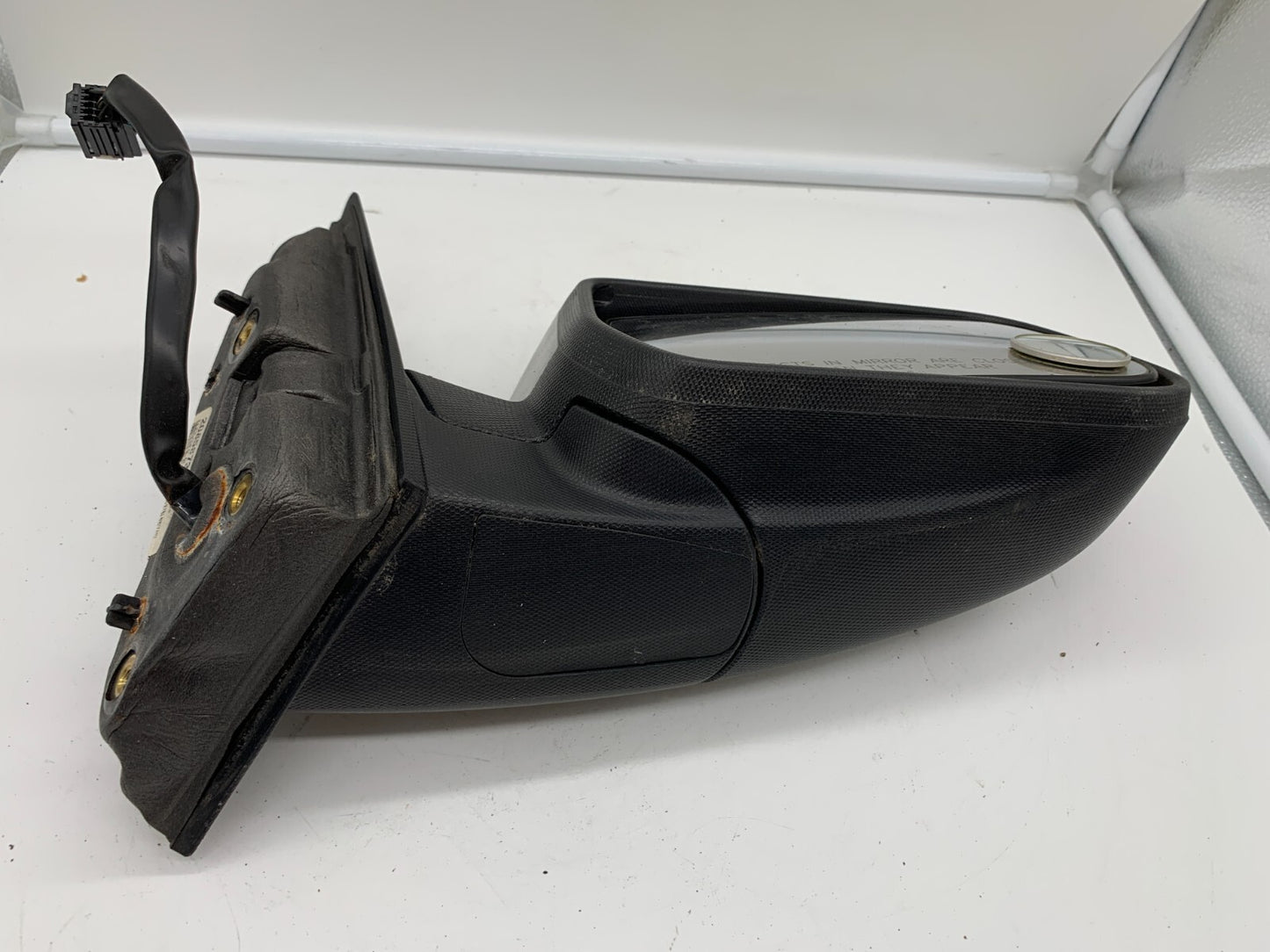 2010-2011 Chevrolet Equinox Passenger Side Power Door Mirror Black OEM D03B63004
