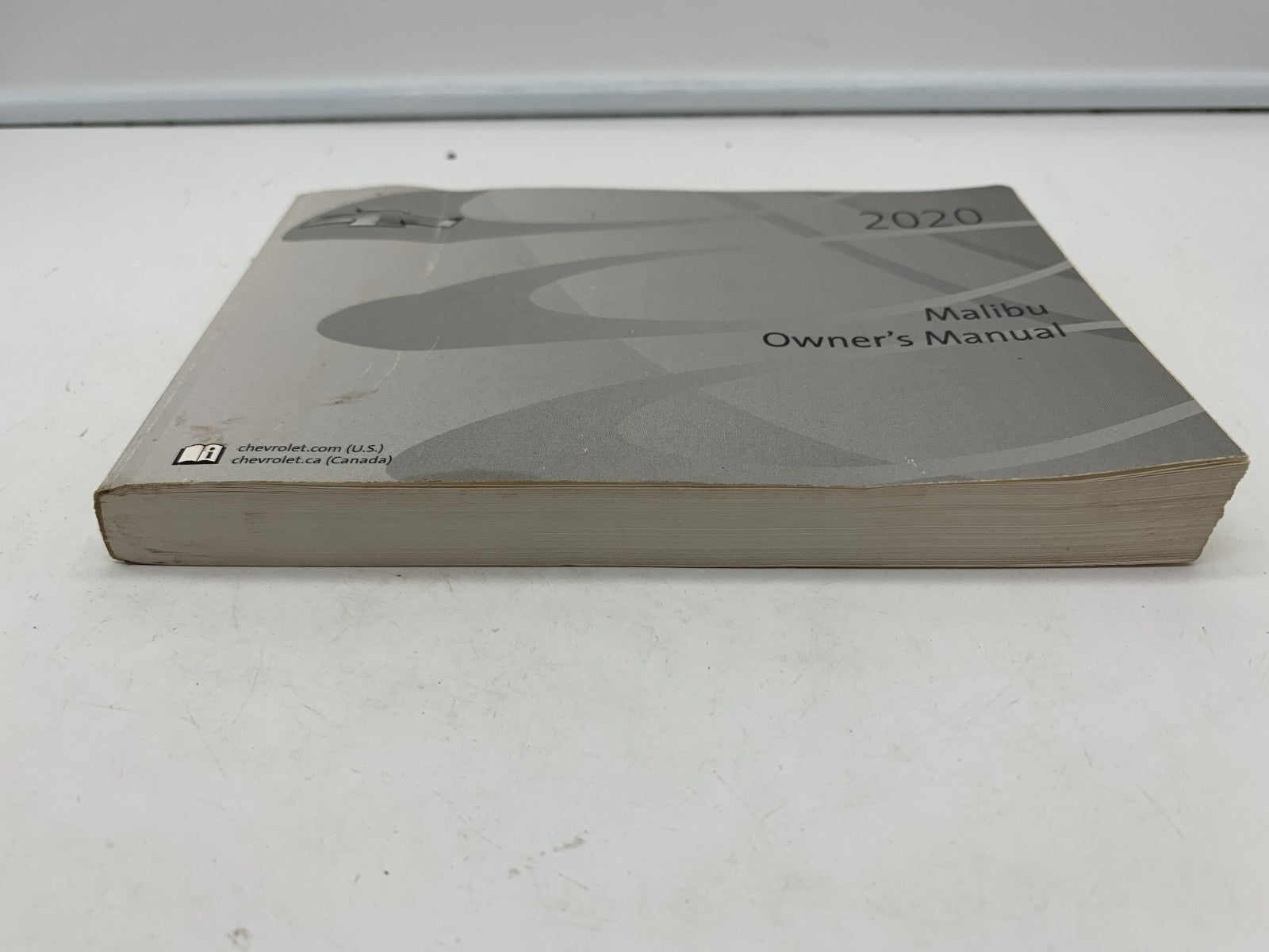 2020 Chevrolet Malibu Owners Manual OEM C03B23012