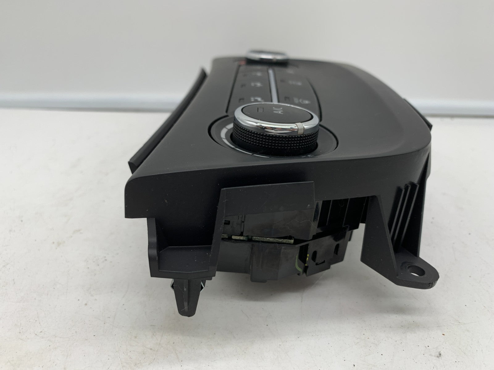 2015-2017 Nissan Sentra AC Heater Climate Control Unit OEM