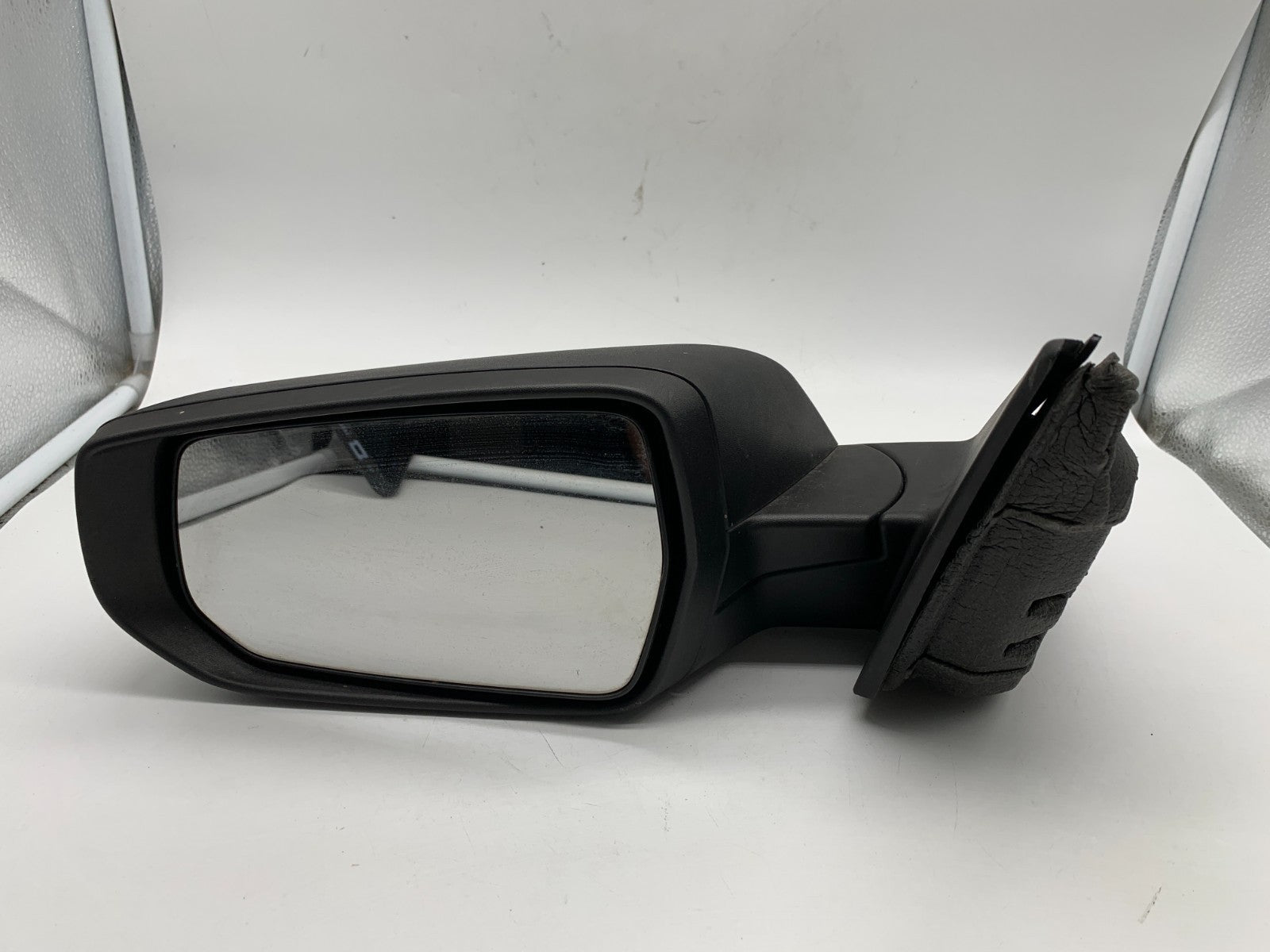 2016-2025 Chevrolet Malibu Driver Side View Power Door Mirror Black B02B24003