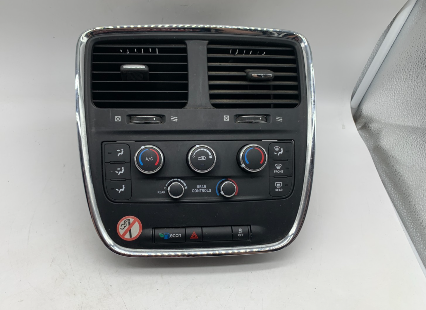2011-2020 Dodge Caravan Climate Control AC Heater Temperature Unit OEM D03B16007