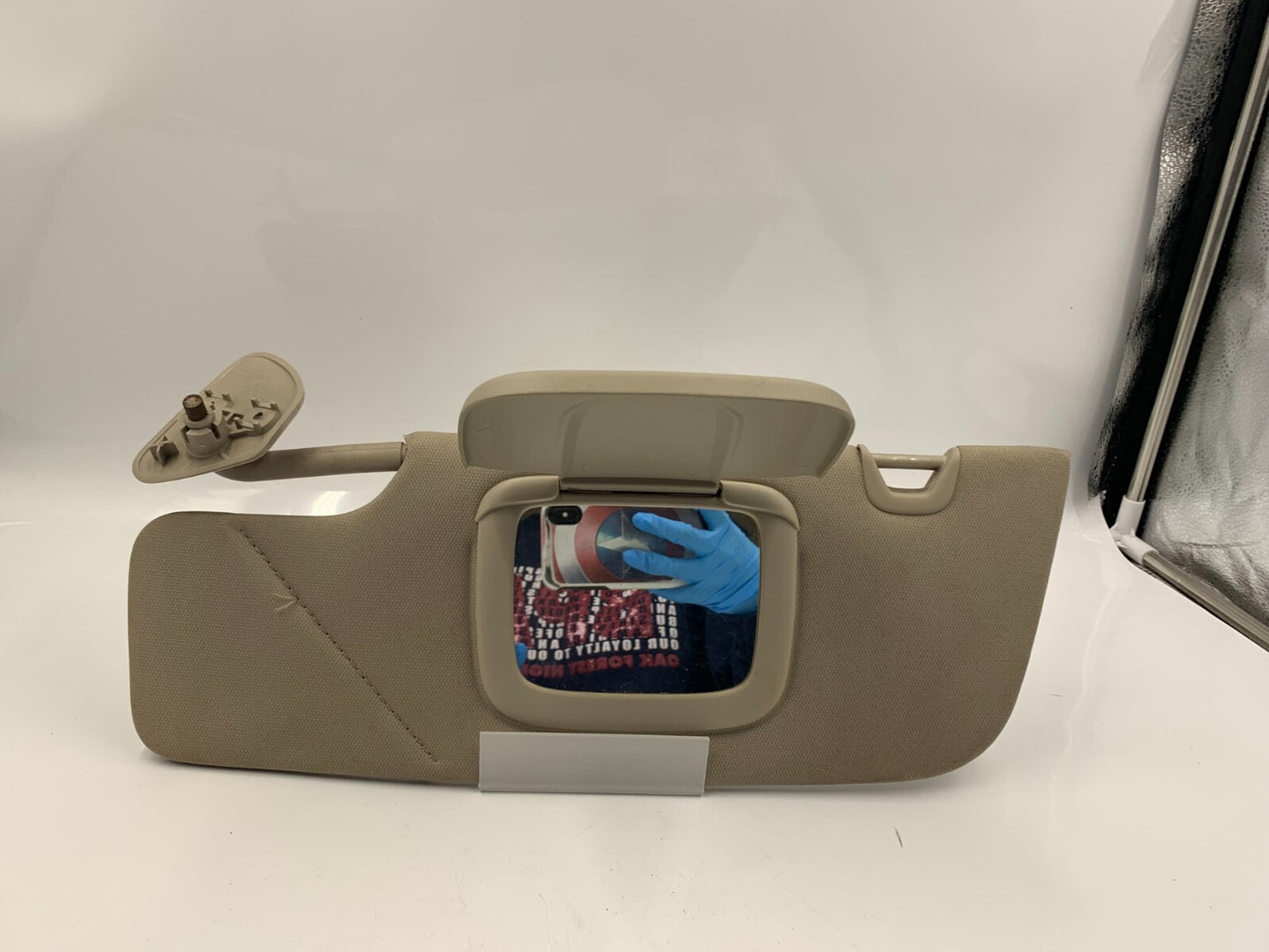 2005-2011 Ford Mustang Driver Sun Visor Gray OEM C01B14011