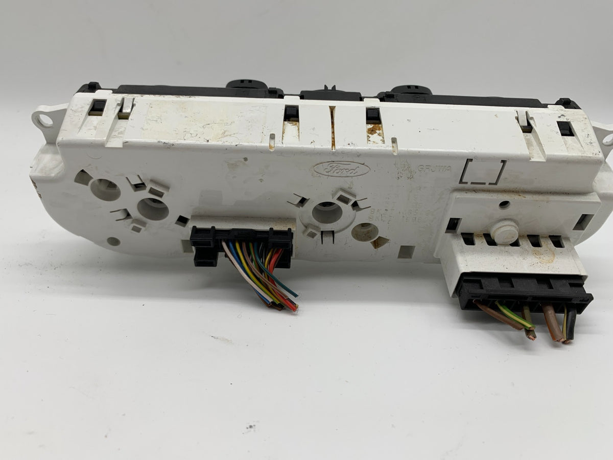 2015-2019 Ford Transit 150 250 350 AC Heater Climate Control Unit OEM B02B10034