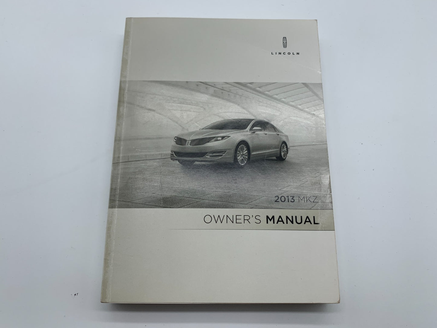 2013 Lincoln MKZ Owners Manual Set with Case OEM B03B04013