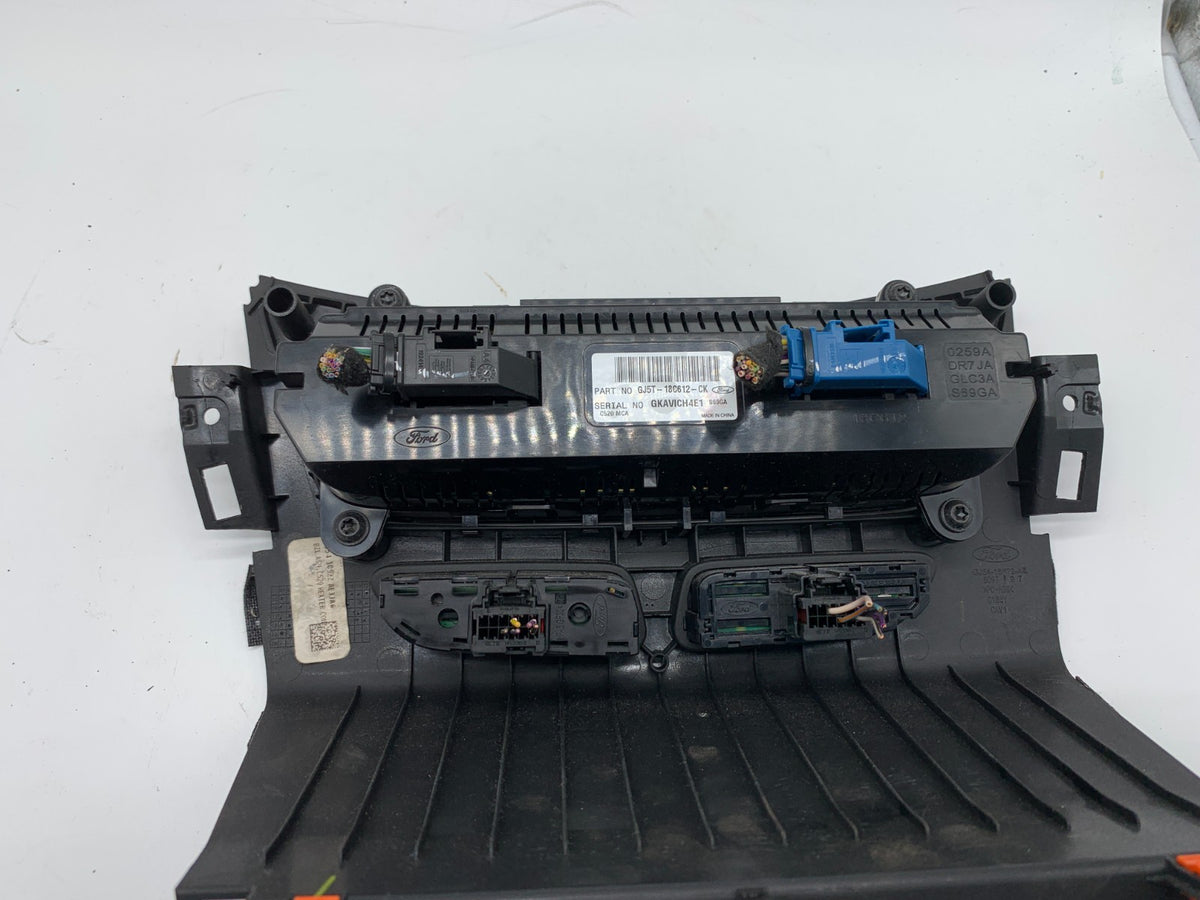 2018-2019 Ford Escape AC Heater Climate Control Unit OEM D03B35065
