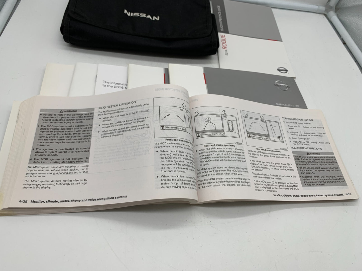 2016 Nissan Rogue Owners Manual Set with Case OEM B01B54038