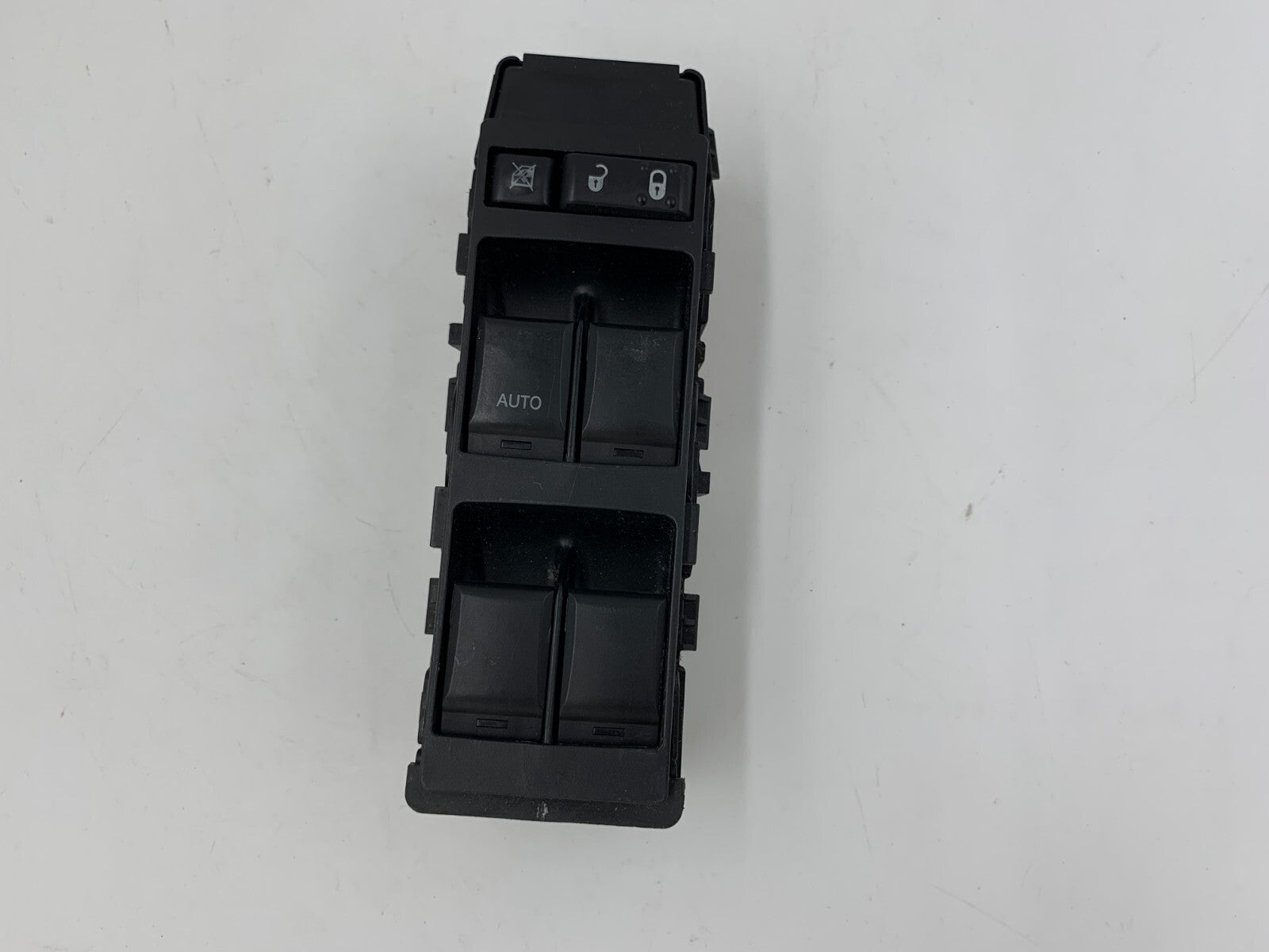 2007-2010 Jeep Patriot Master Power Window Switch OEM E03B24028