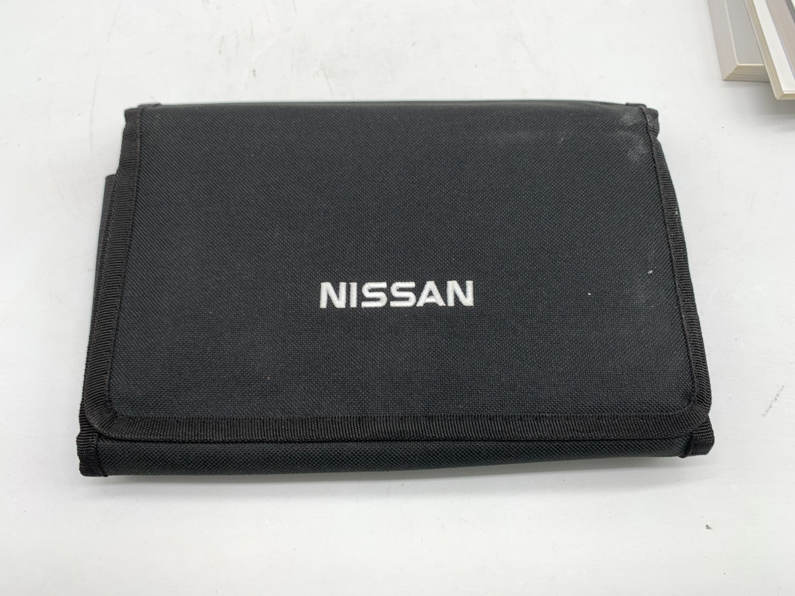2018 Nissan Maxima Owners Manual Set with Case OEM B03B08011