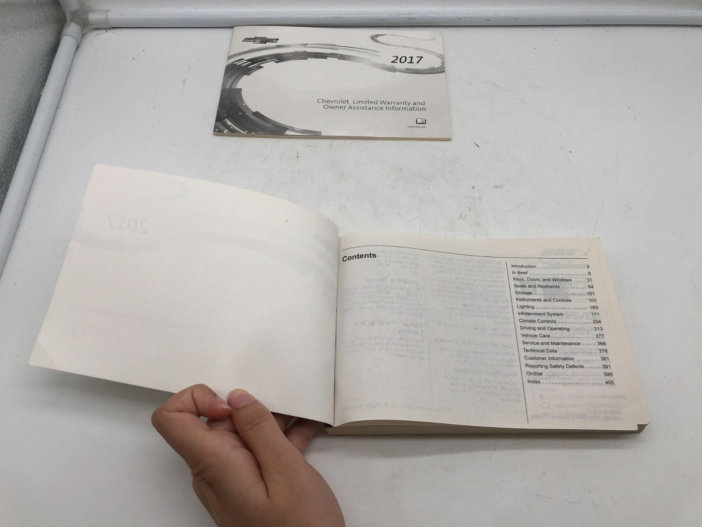 2017 Chevrolet Malibu Owners Manual Set OEM A01B26005