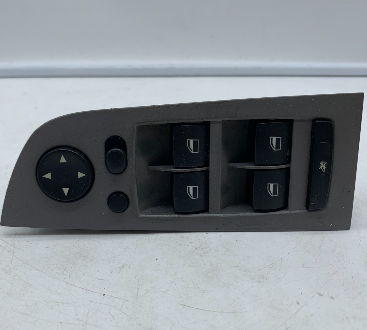 2006 BMW 330i Master Power Window Switch OEM A02B47051