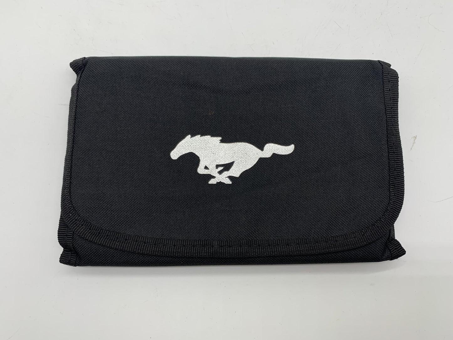 2018 Ford Mustang Owners Manual Set with Case OEM C02B21033