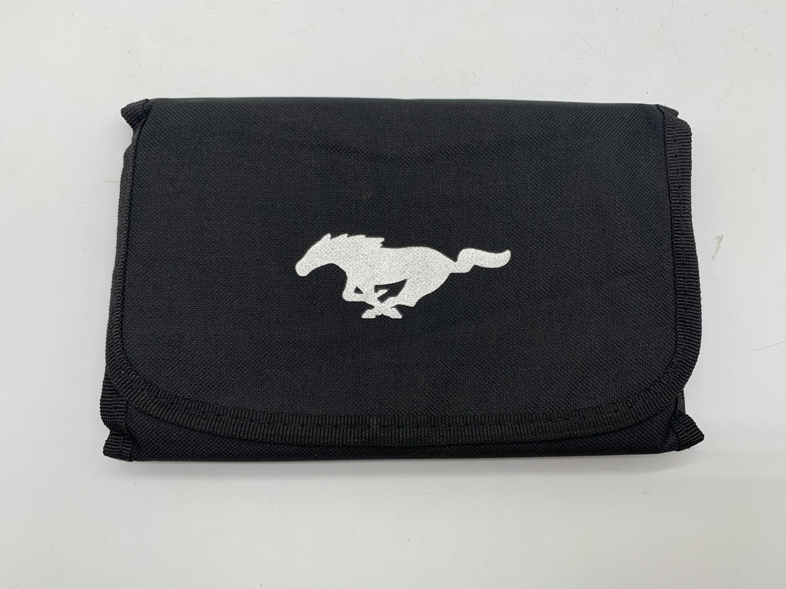 2018 Ford Mustang Owners Manual Set with Case OEM C02B21033