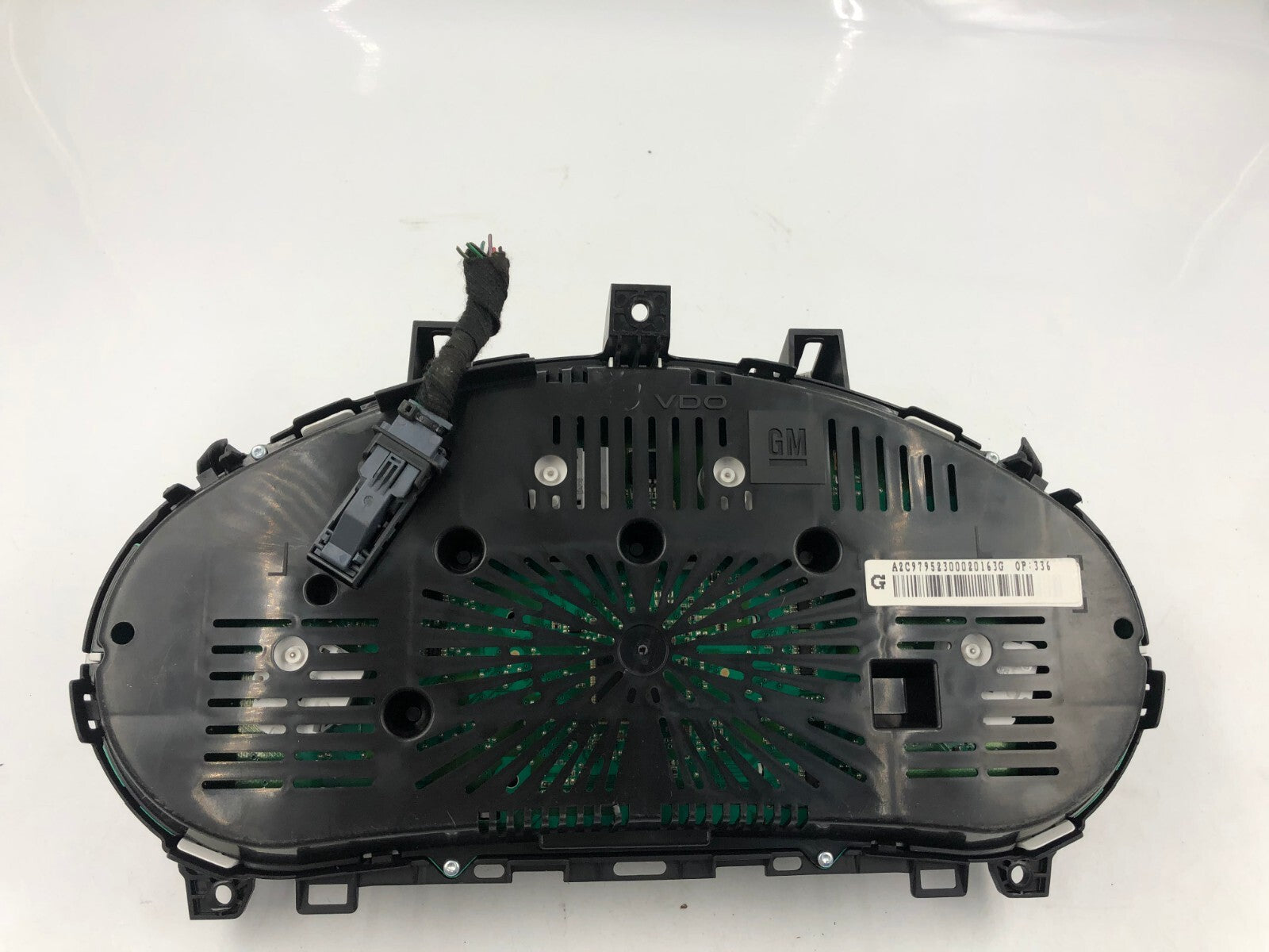 2015 Buick Encore Speedometer Instrument Cluster 27394 Miles OEM B01B50070