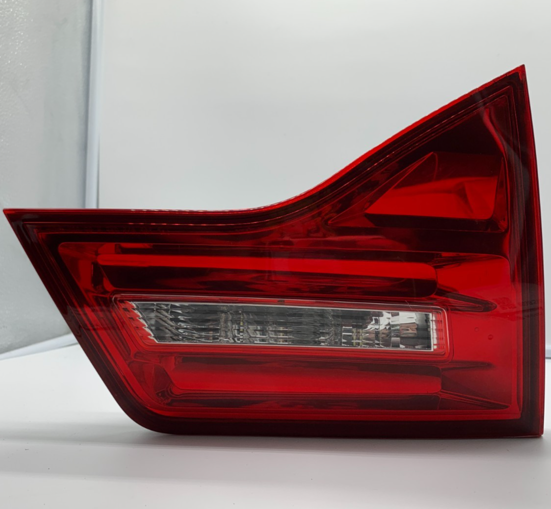 2007-2009 Acura MDX Driver Side Trunklid Tail Light Taillight OEM B03B55003