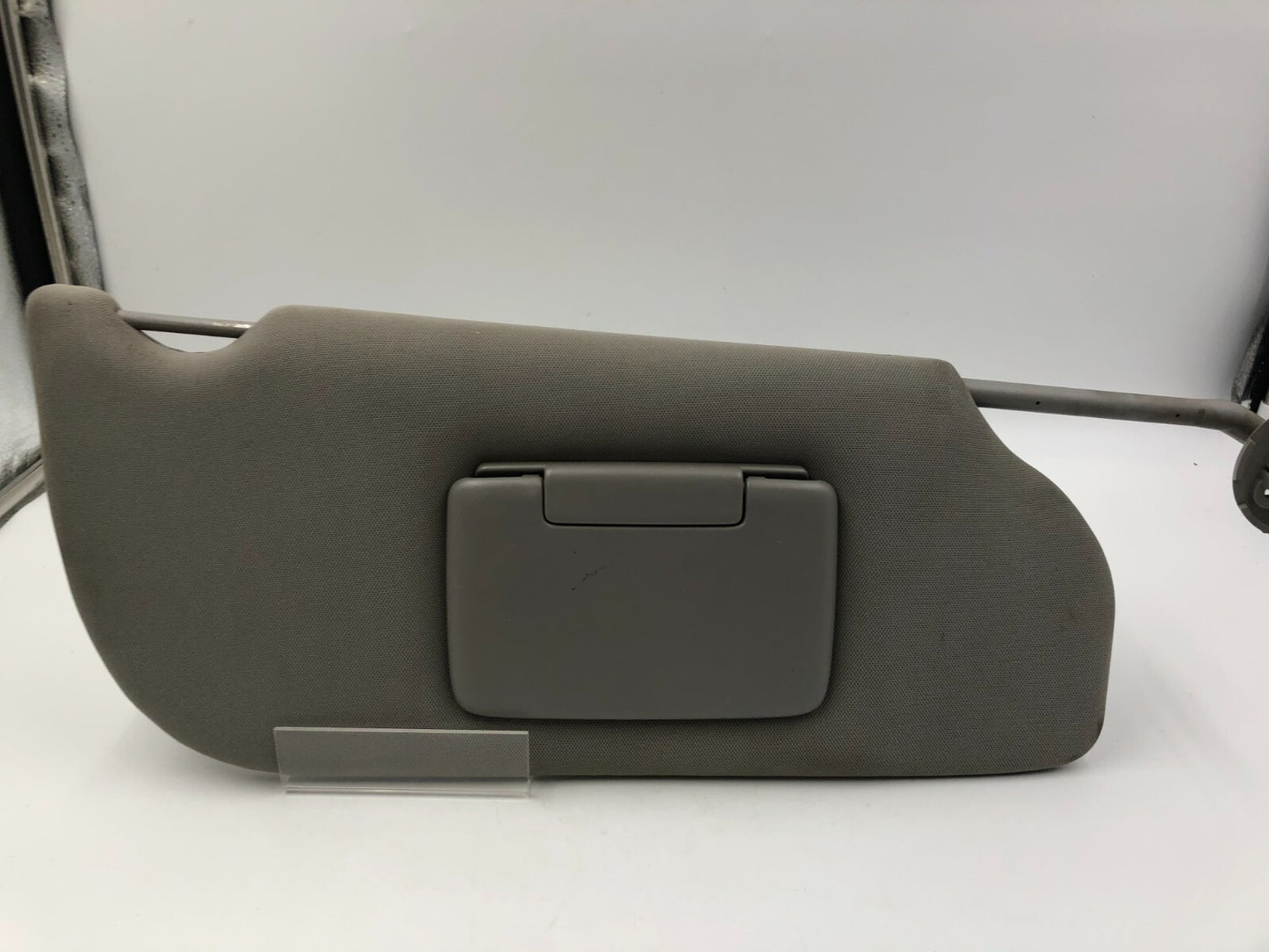 2005-2009 Chevrolet Uplander Passenger Sun Visor Gray OEM C04B66002
