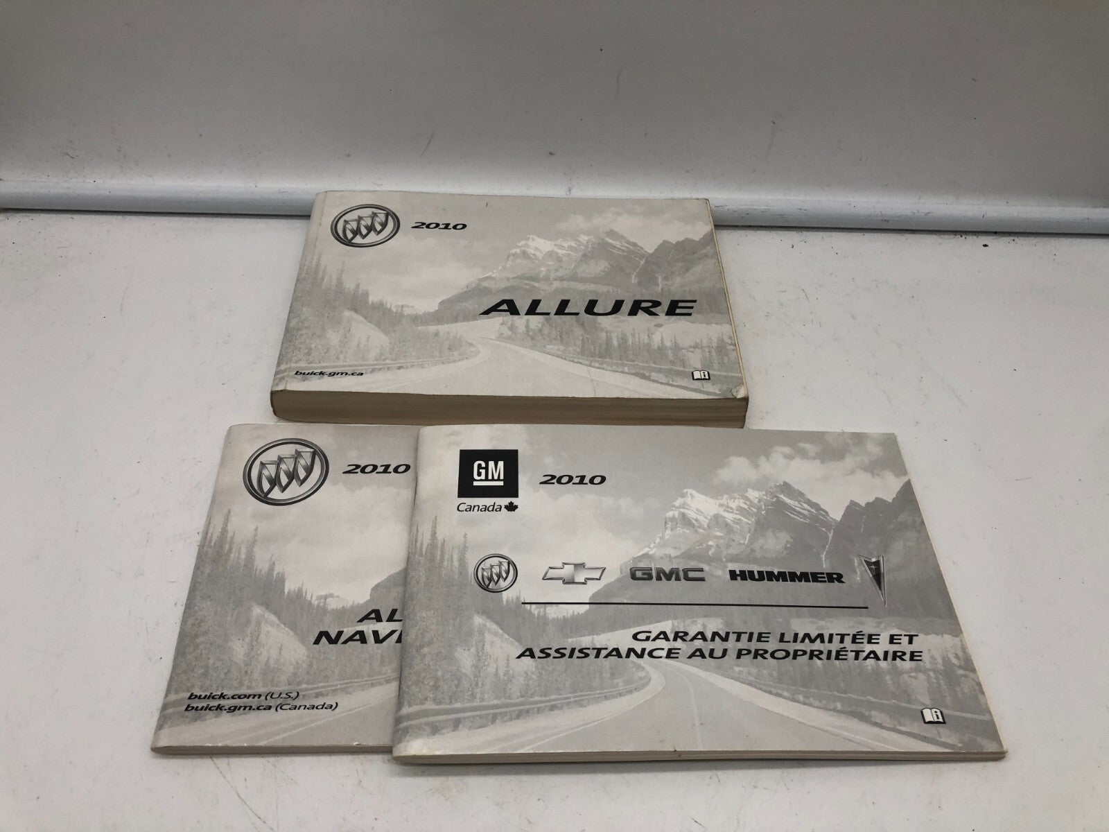 2010 Buick Allure Owners Manual Set OEM D02B62010