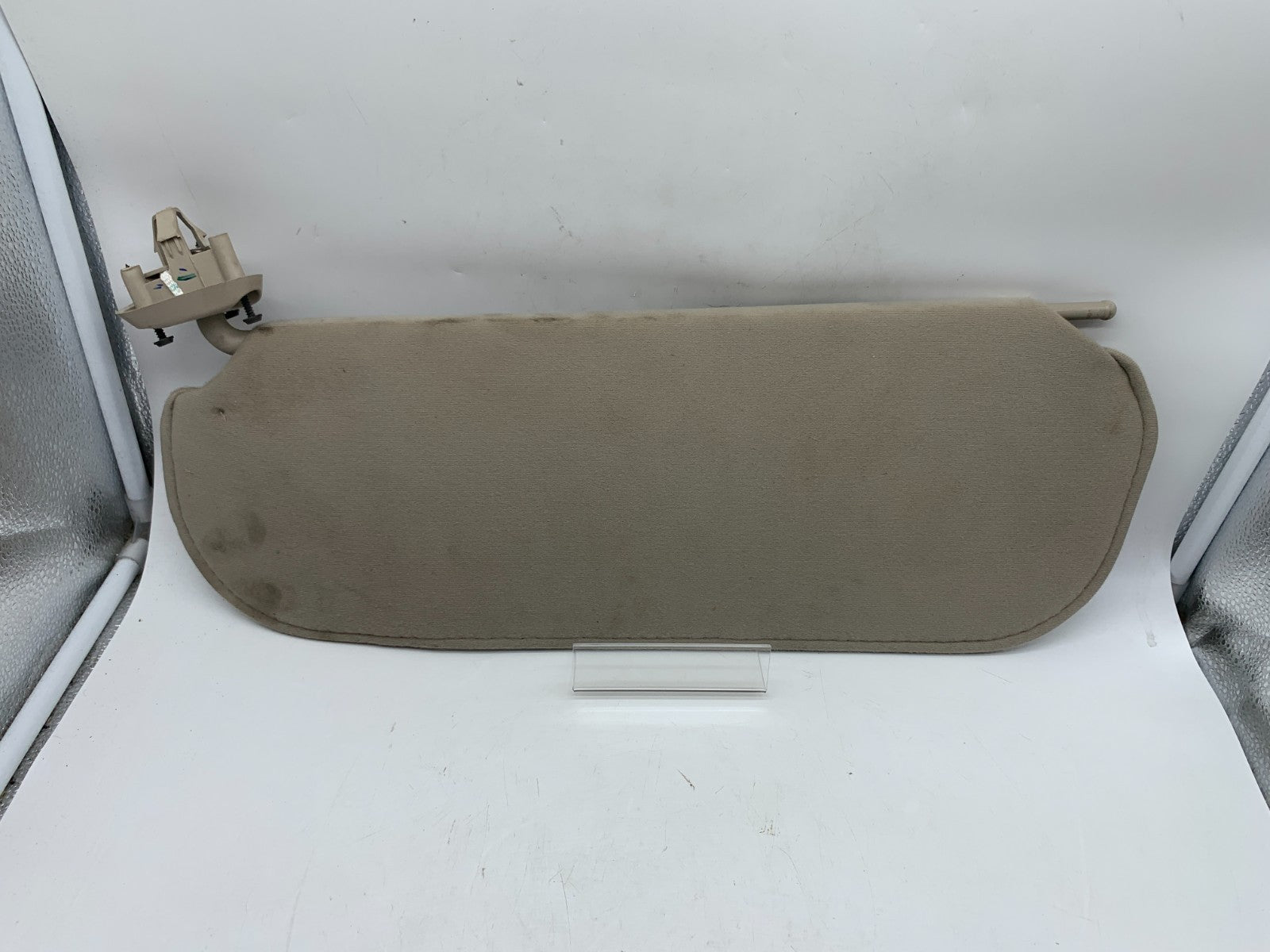 2003-2019 GMC Savana 2500 Driver Sun Visor OEM D03B50002