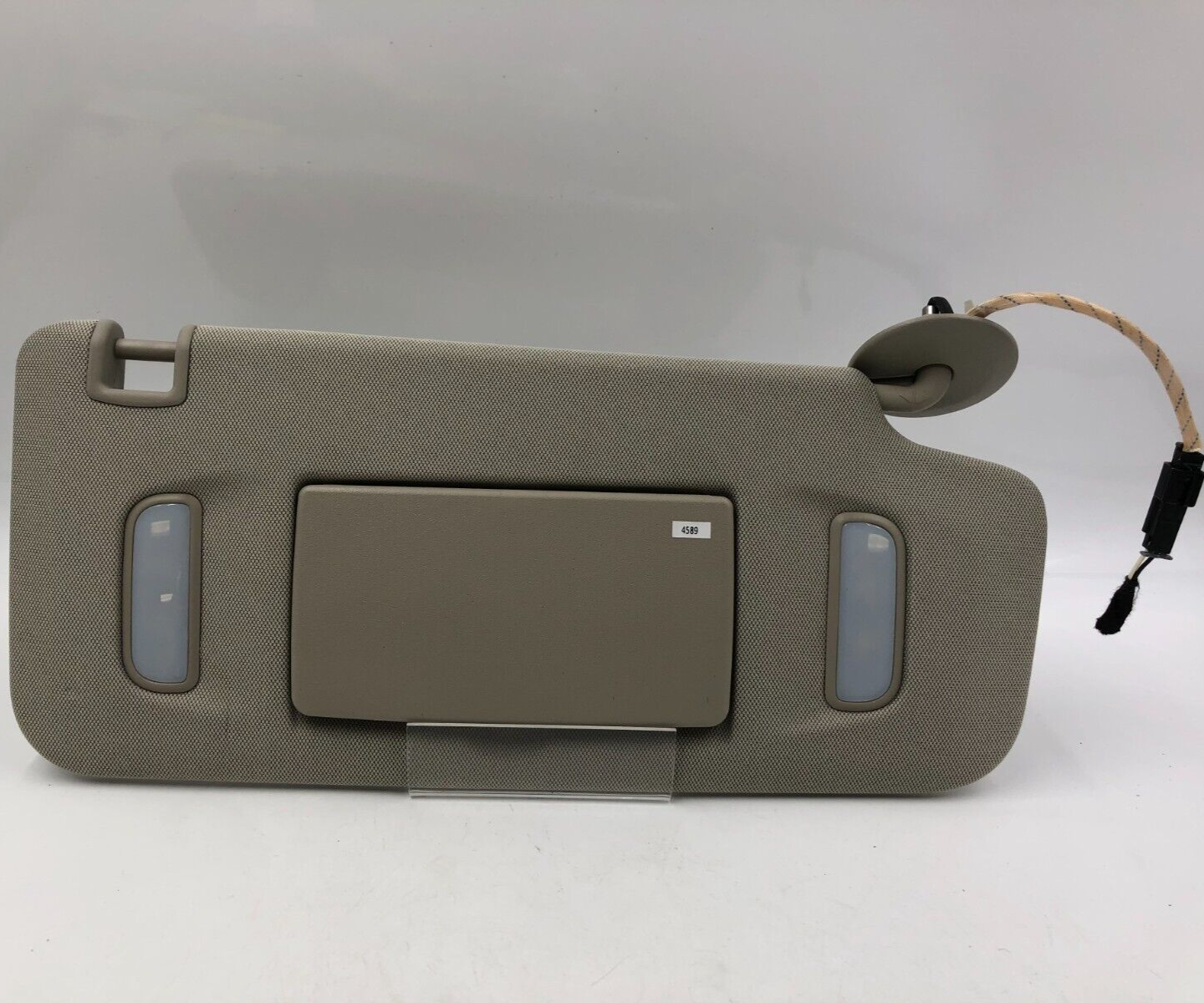 2013-2021 Buick Encore Passenger Sun Visor Beige Illuminated OEM C04B11005