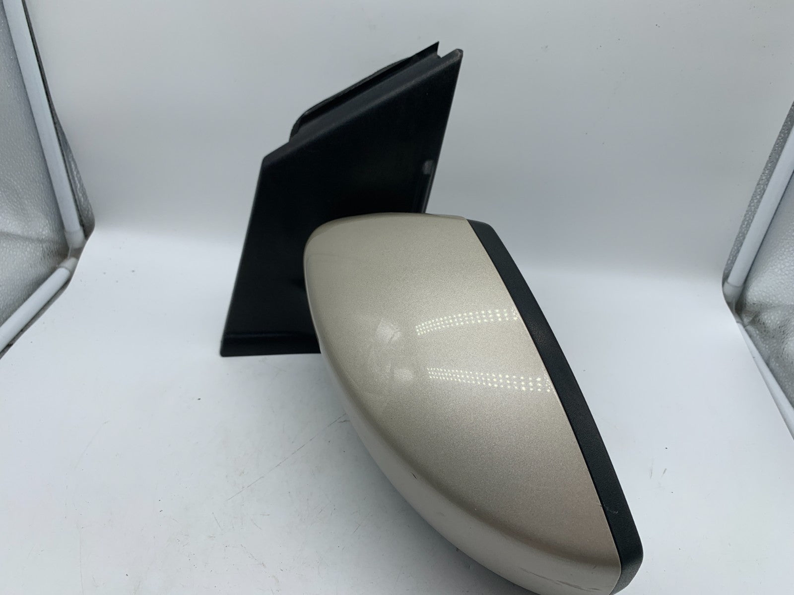 2017-2019 Ford Escape Driver Side View Power Door Mirror White Gold B02B27008