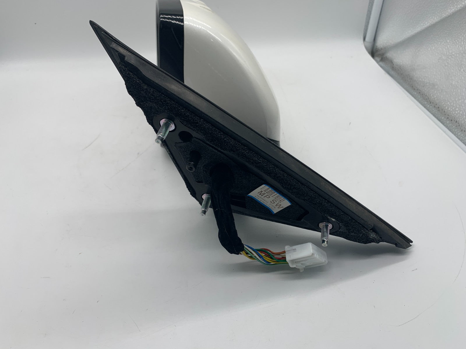 2014-2016 Kia Cadenza Driver Side View Power Door Mirror White OEM A01B28070
