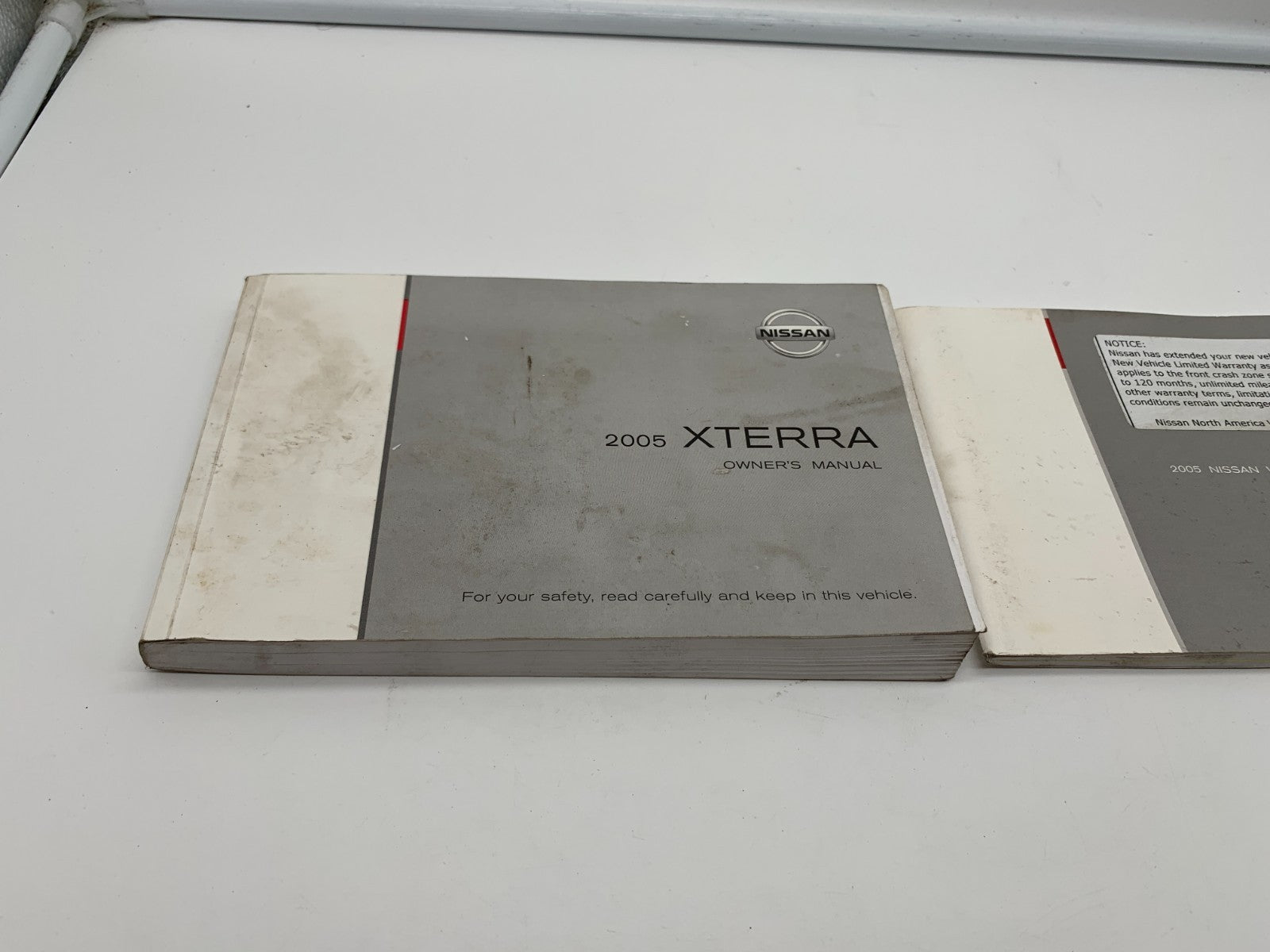 2005 Nissan Xterra Owners Manual Set OEM A01B44011