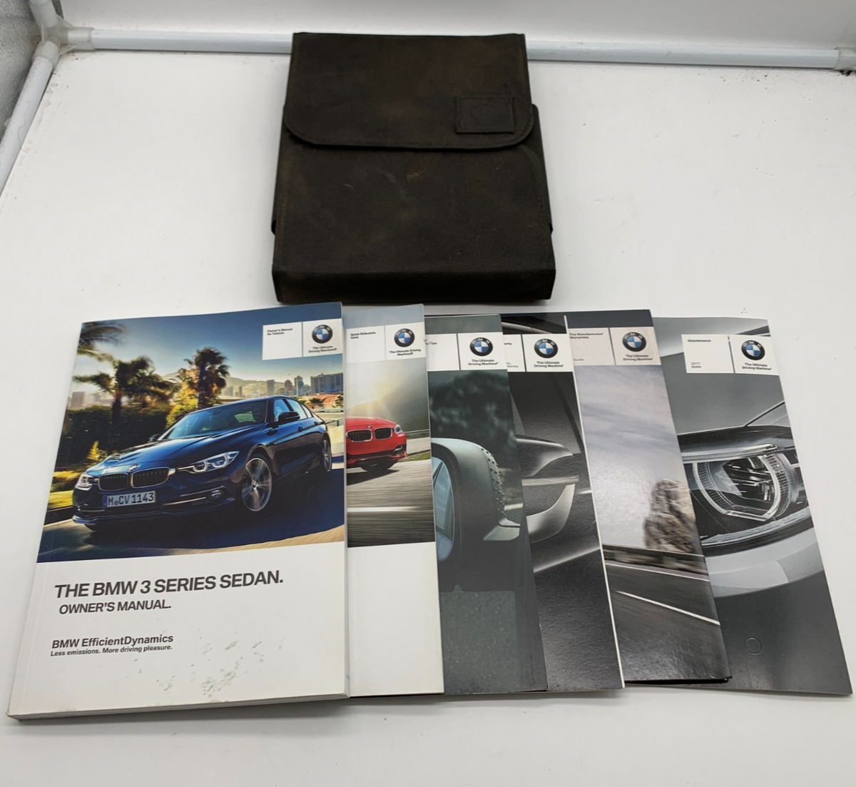 2017 BMW 3 Series Owners Manual Set with Case OEM R01B04008