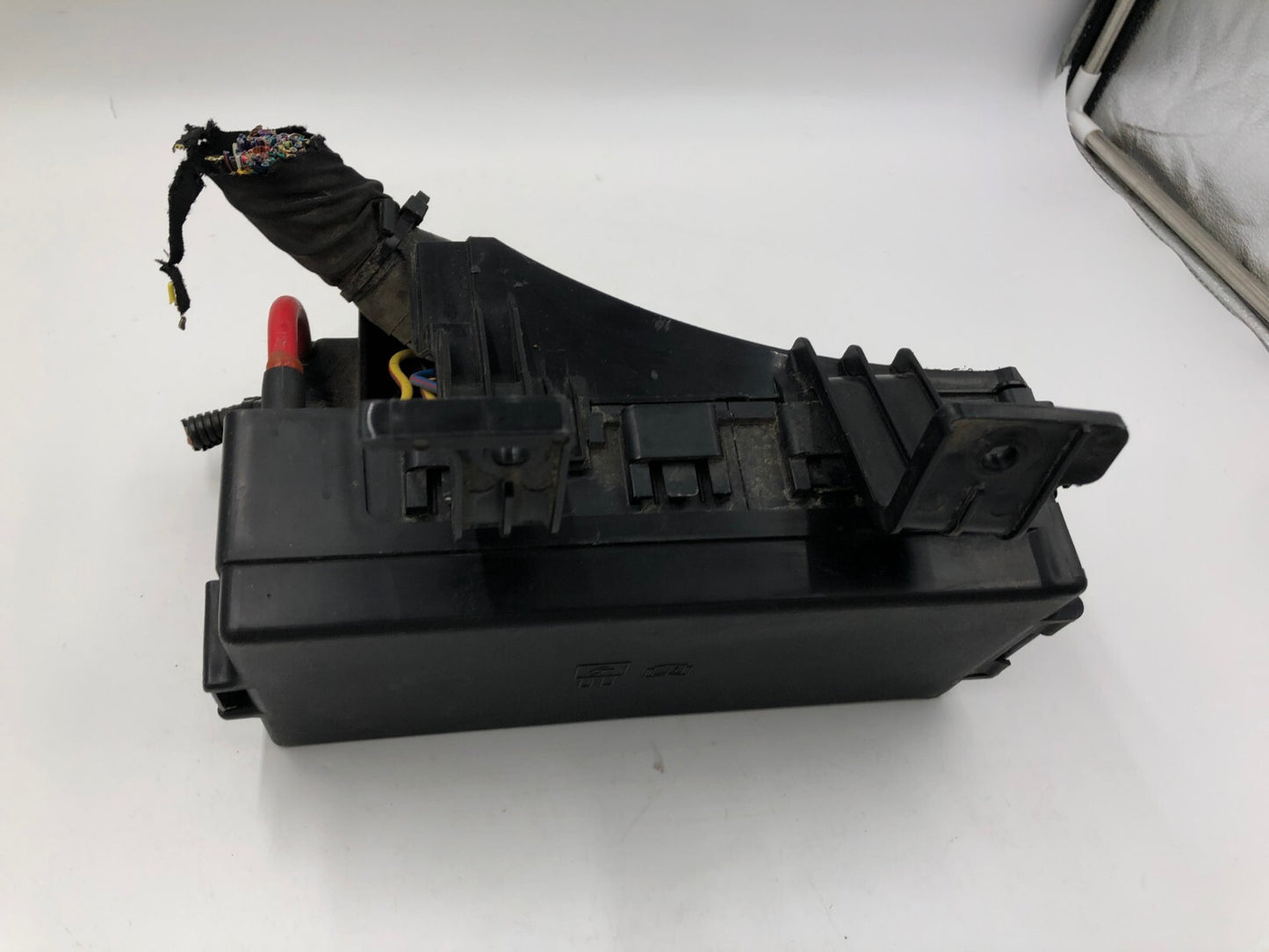 2010-2012 Ford Fusion Fuse Box Relay Module OEM D01B33066
