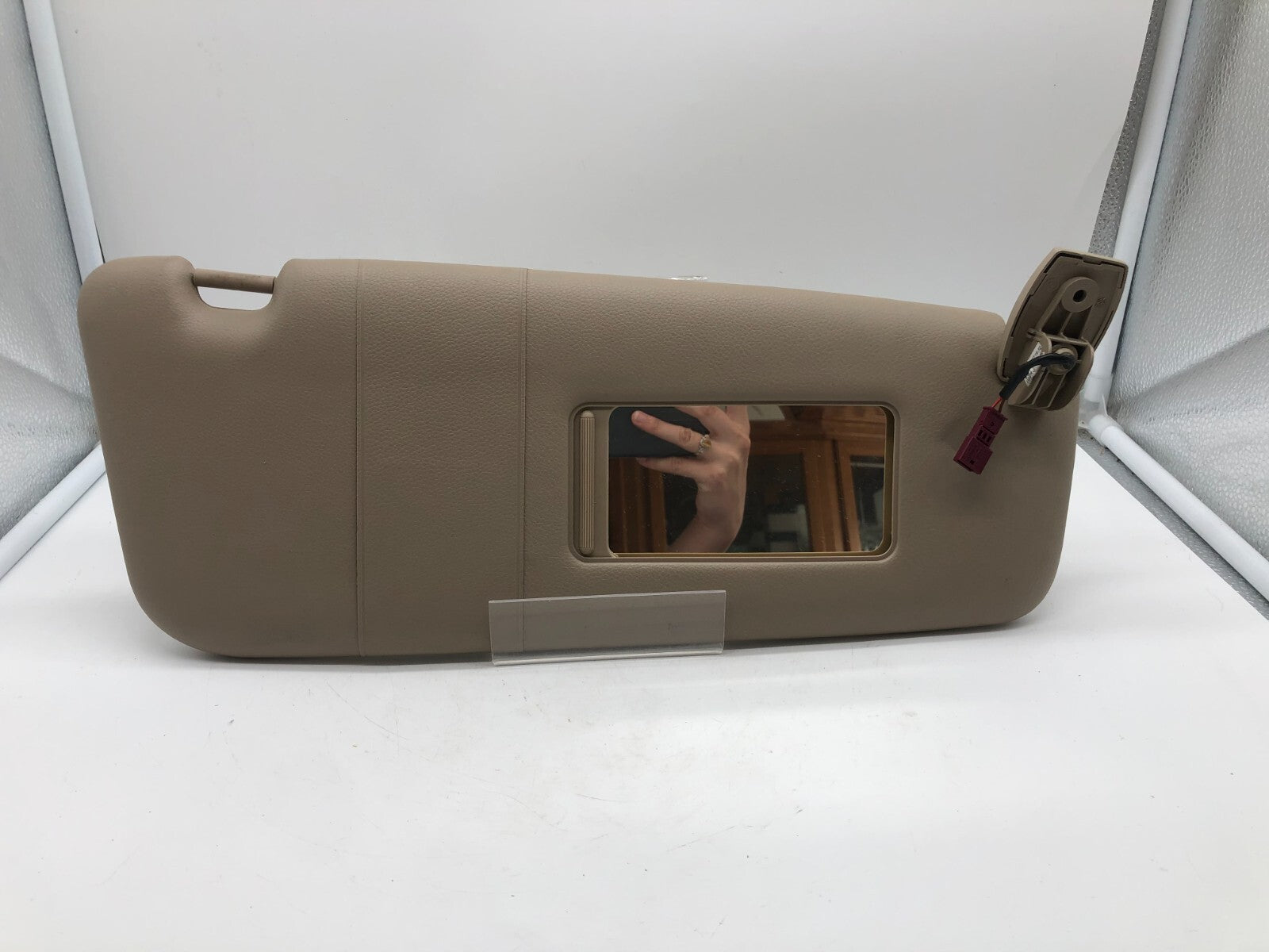 2008-2009 BMW 535i Passenger Sun Visor Tan OEM C02B54002