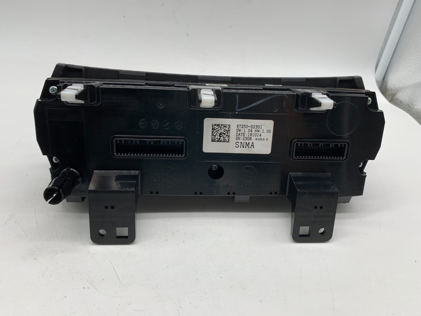 2018-2022 Hyundai Accent AC Heater Climate Control Unit OEM B02B24005