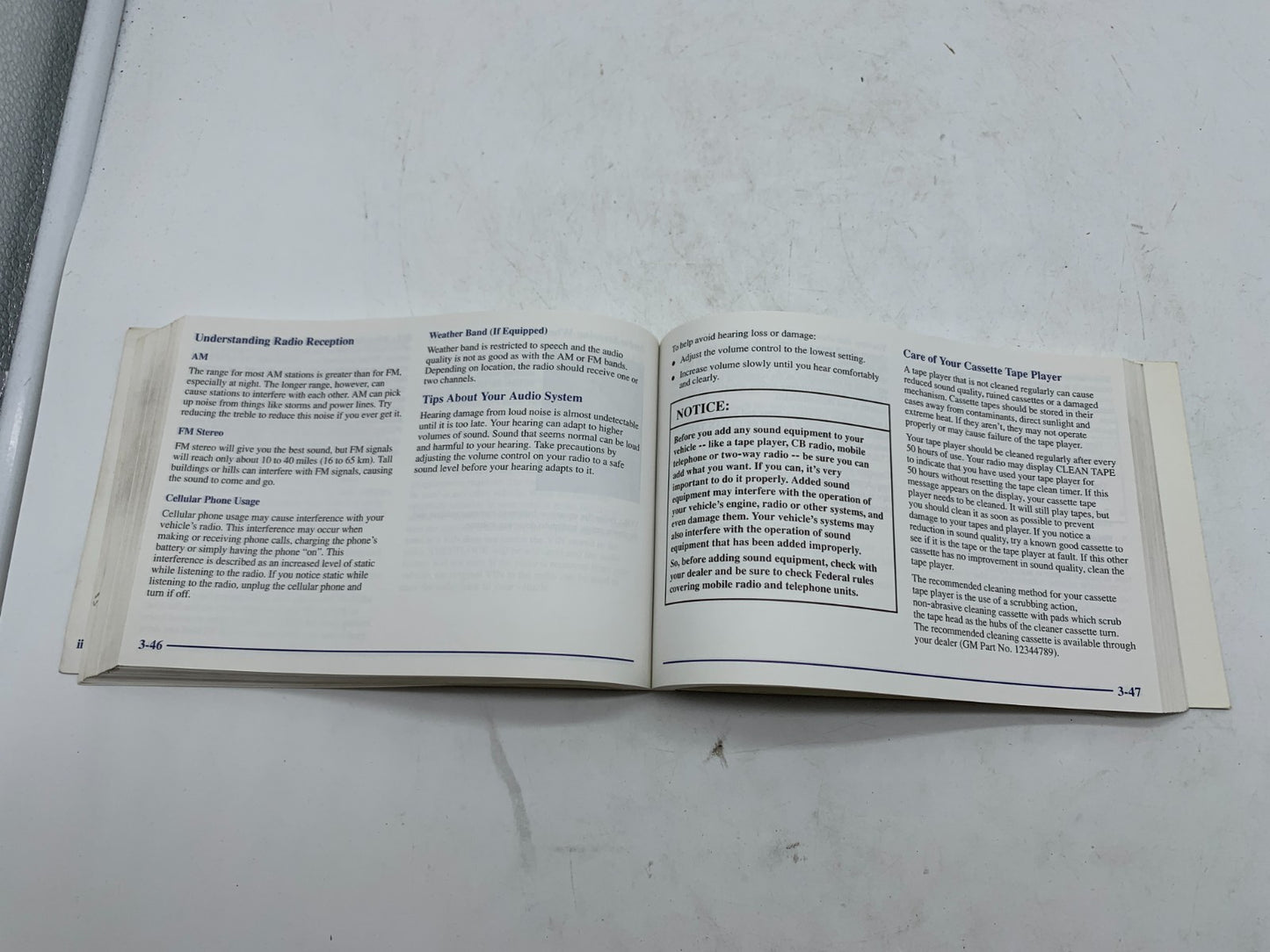 2001 Cadillac DeVille Owners Manual Set with Case OEM A02B50012