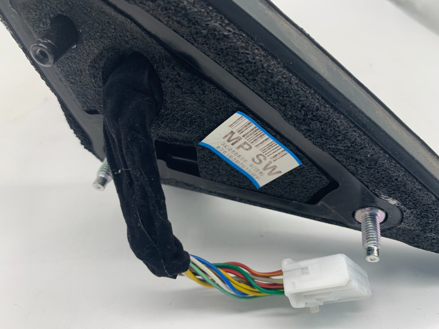 2014-2016 Kia Cadenza Driver Side View Power Door Mirror White OEM A01B28070