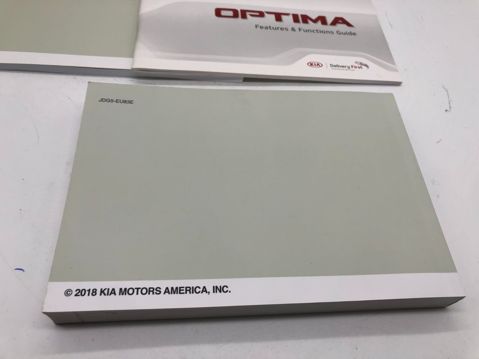 2018 Kia Optima Owners Manual Set with Case OEM E03B39068