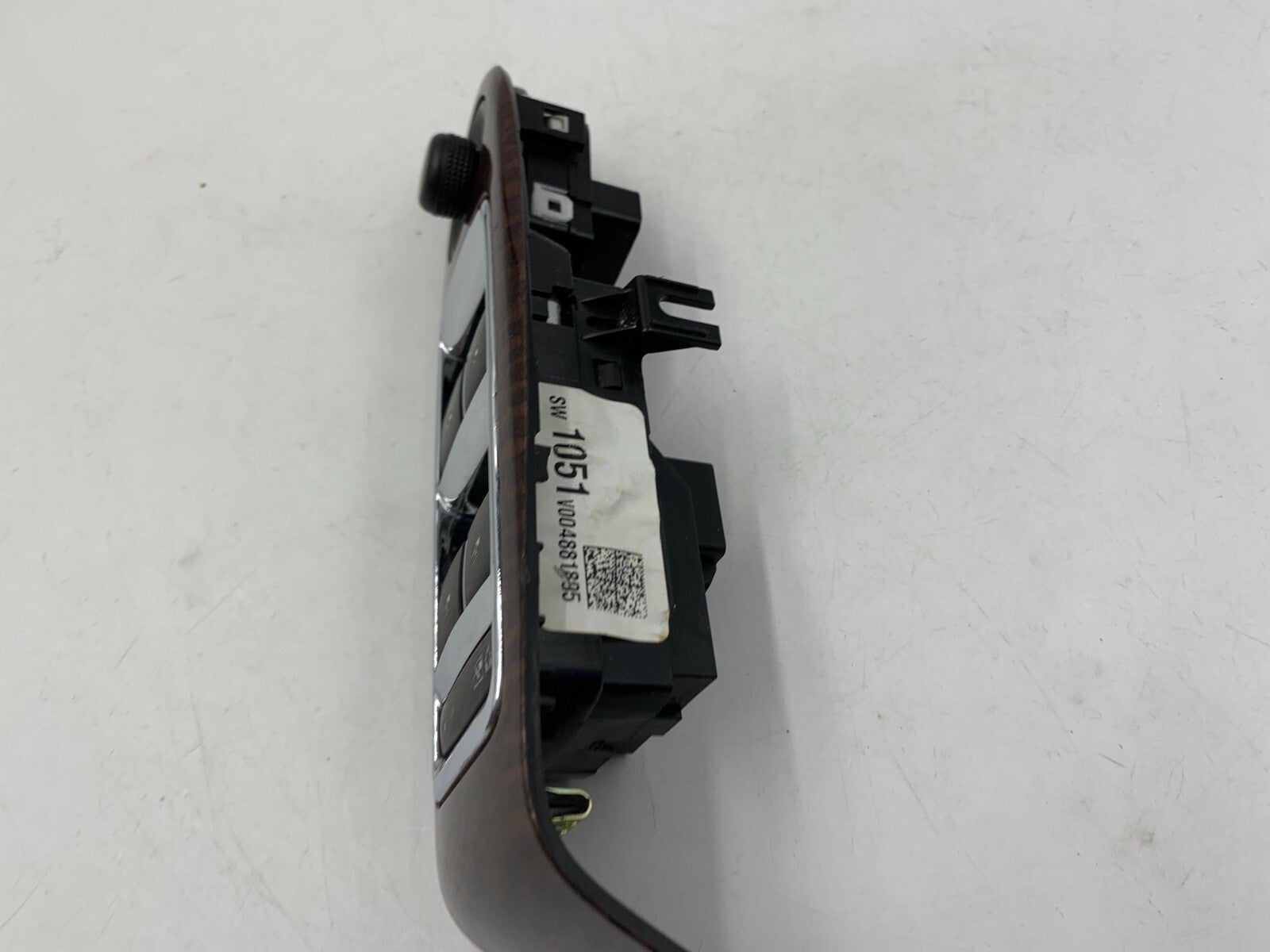 2011-2013 Chevrolet Malibu Master Power Window Switch OEM C04B19044