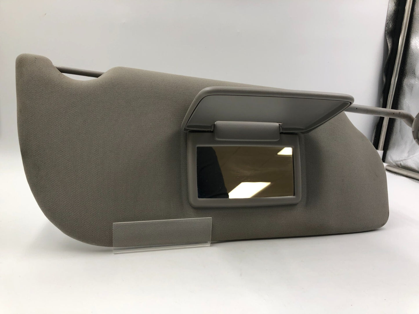 2005-2009 Chevrolet Uplander Passenger Sun Visor Gray OEM C04B66002