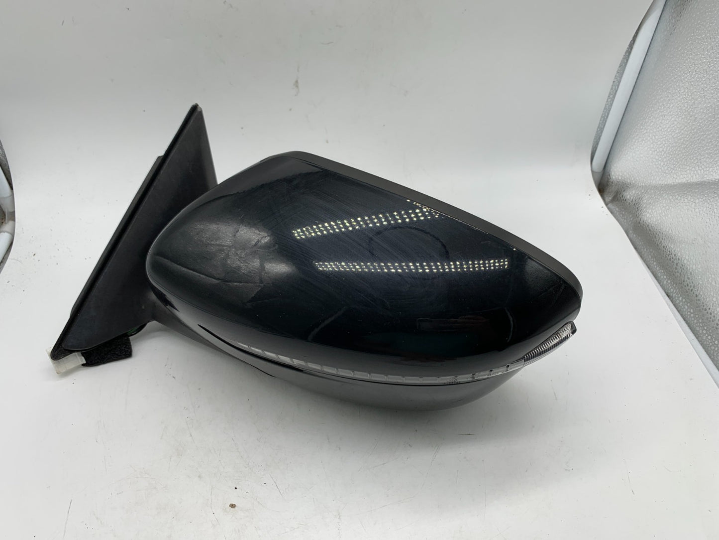 2017-2020 Nissan Rogue Driver Side View Power Door Mirror Black OEM A04B35001