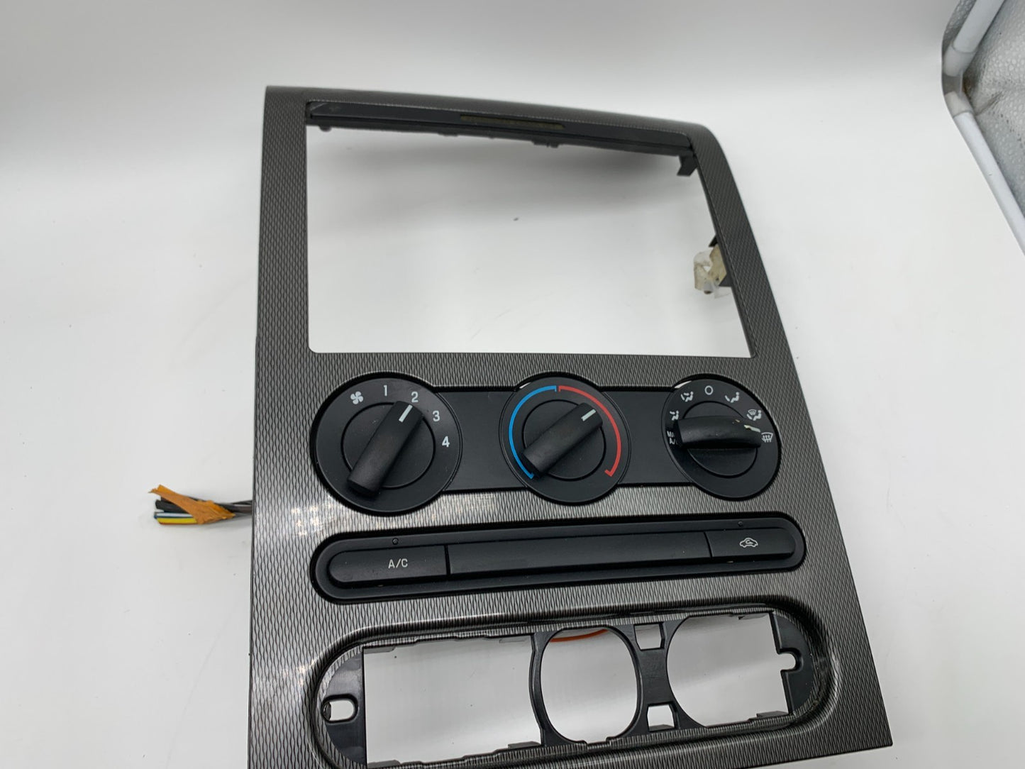 2004-2006 Ford F150 F-150 AC Heater Climate Control wDash Bezel OEM A03B55004
