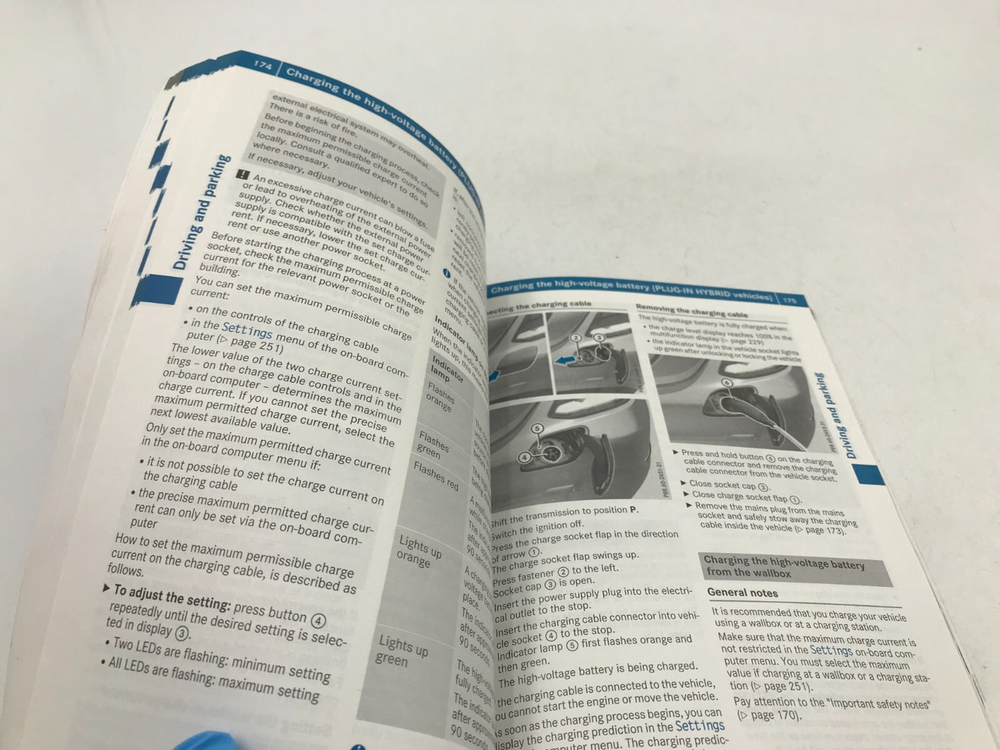 2016 Mercedes-Benz C-Class Owners Manual Set with Case OEM B03B35024