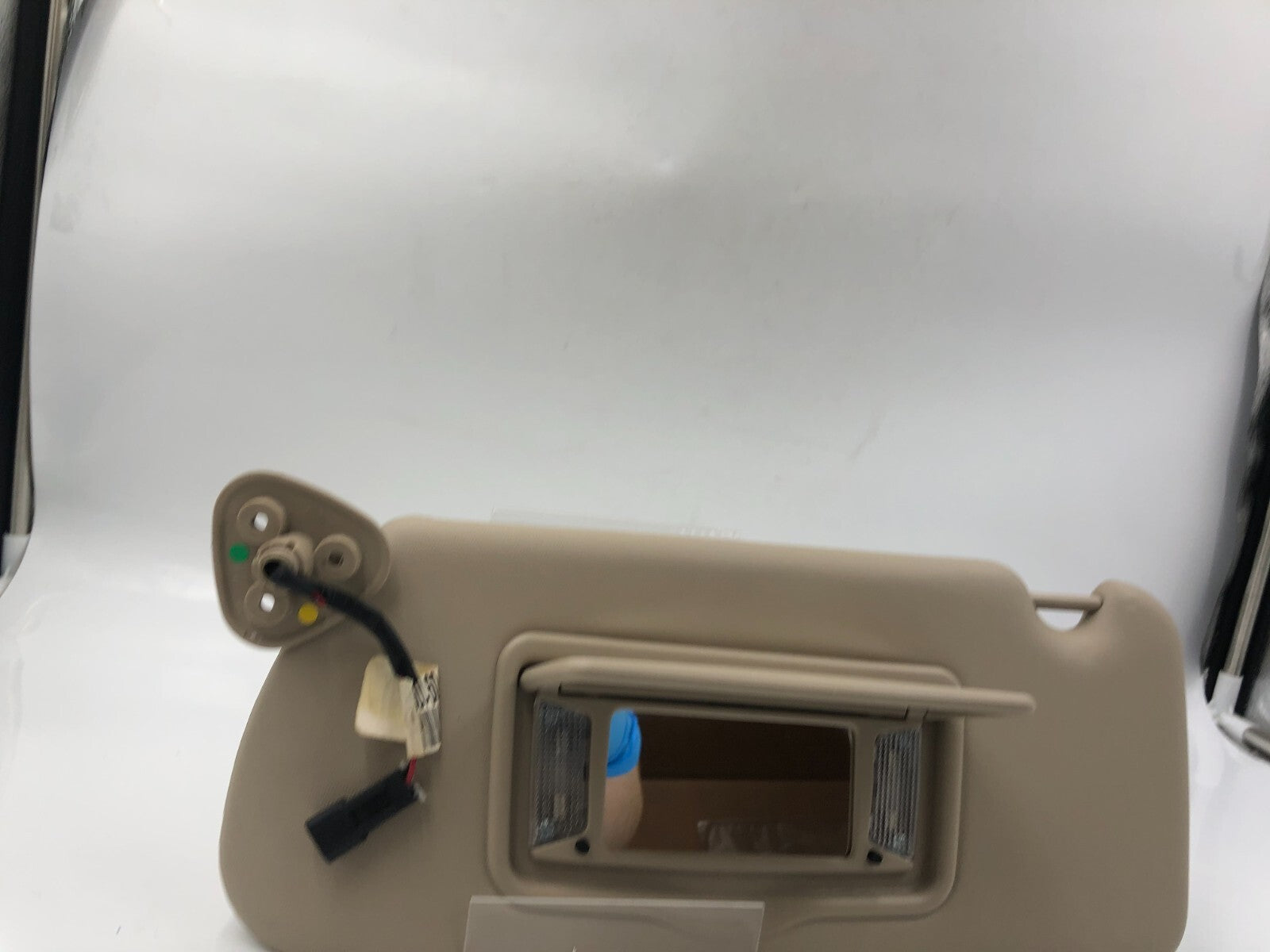 2003-2007 Cadillac CTS Driver Sun Visor Gray OEM E02B27022