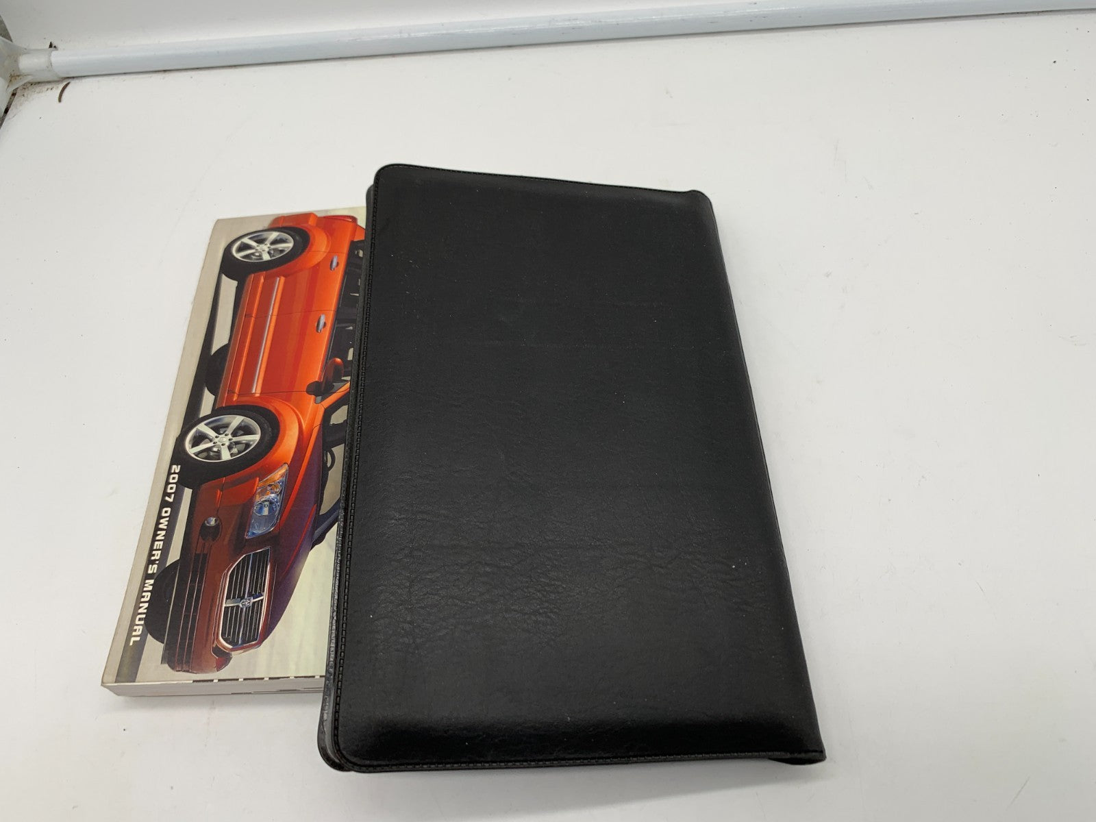 2007 Dodge Caliber Owners Manual Set with Case OEM C02B13060