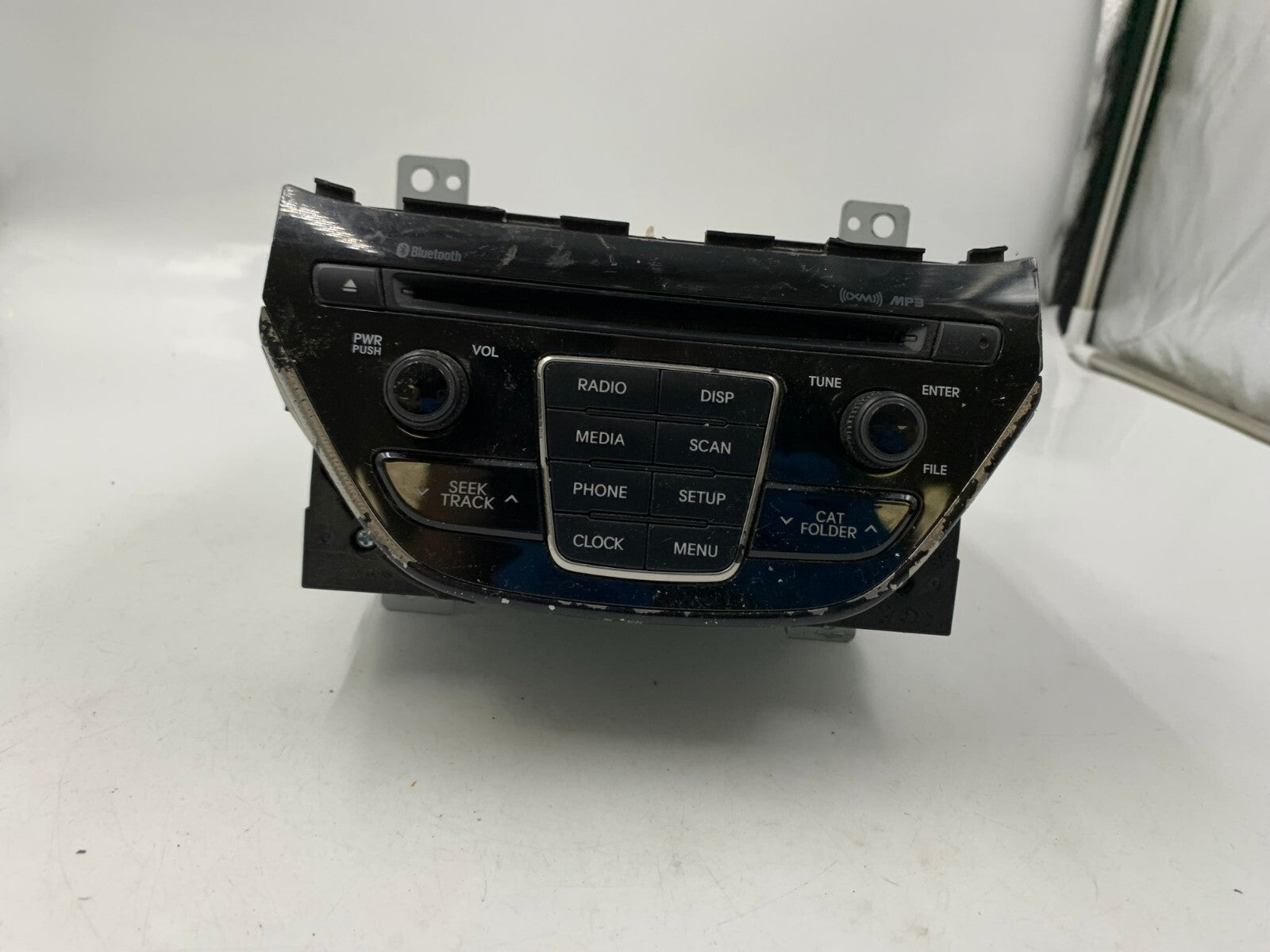 2016 Hyundai Genesis AM FM Radio CD Player Receiver OEM B01B29027