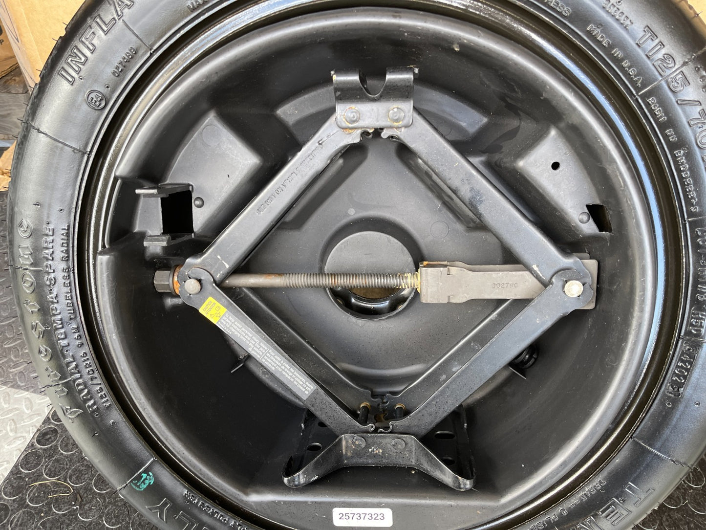 2000-2003 Cadillac Deville 16" Emergency Spare Tire Compact with Jack T125/70R16