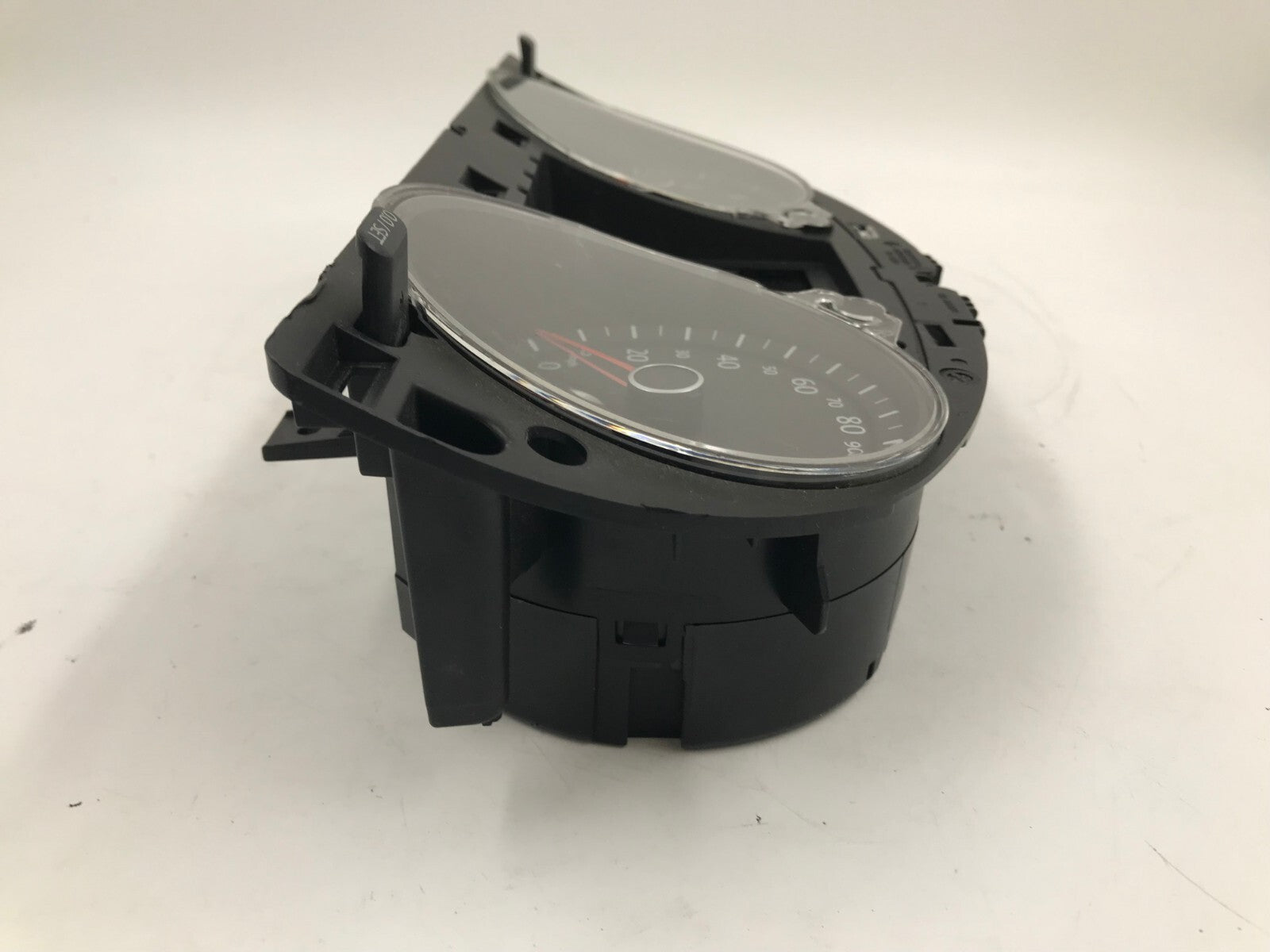 2011 Volkswagen CC Speedometer Instrument Cluster 163006 Miles OEM E02B15061