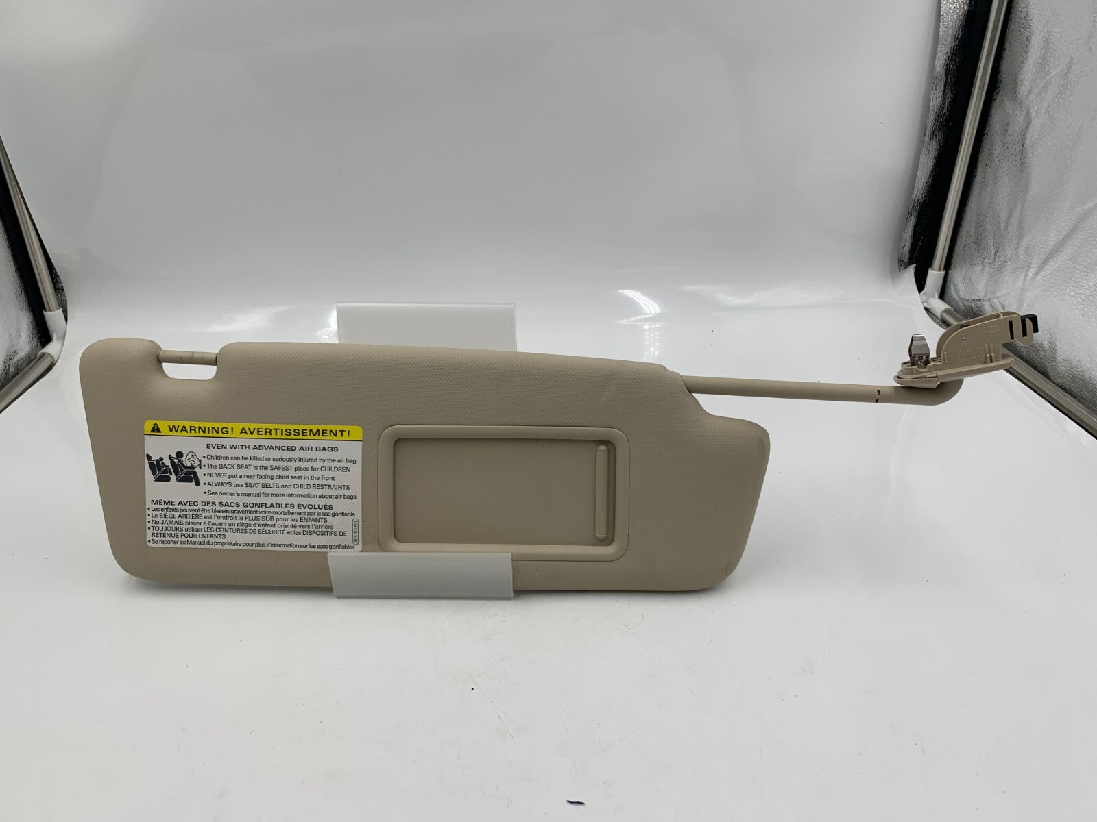 2009-2012 Audi A4 Passenger Sun Visor Sunvisor Gray Illuminated OEM D02B32026