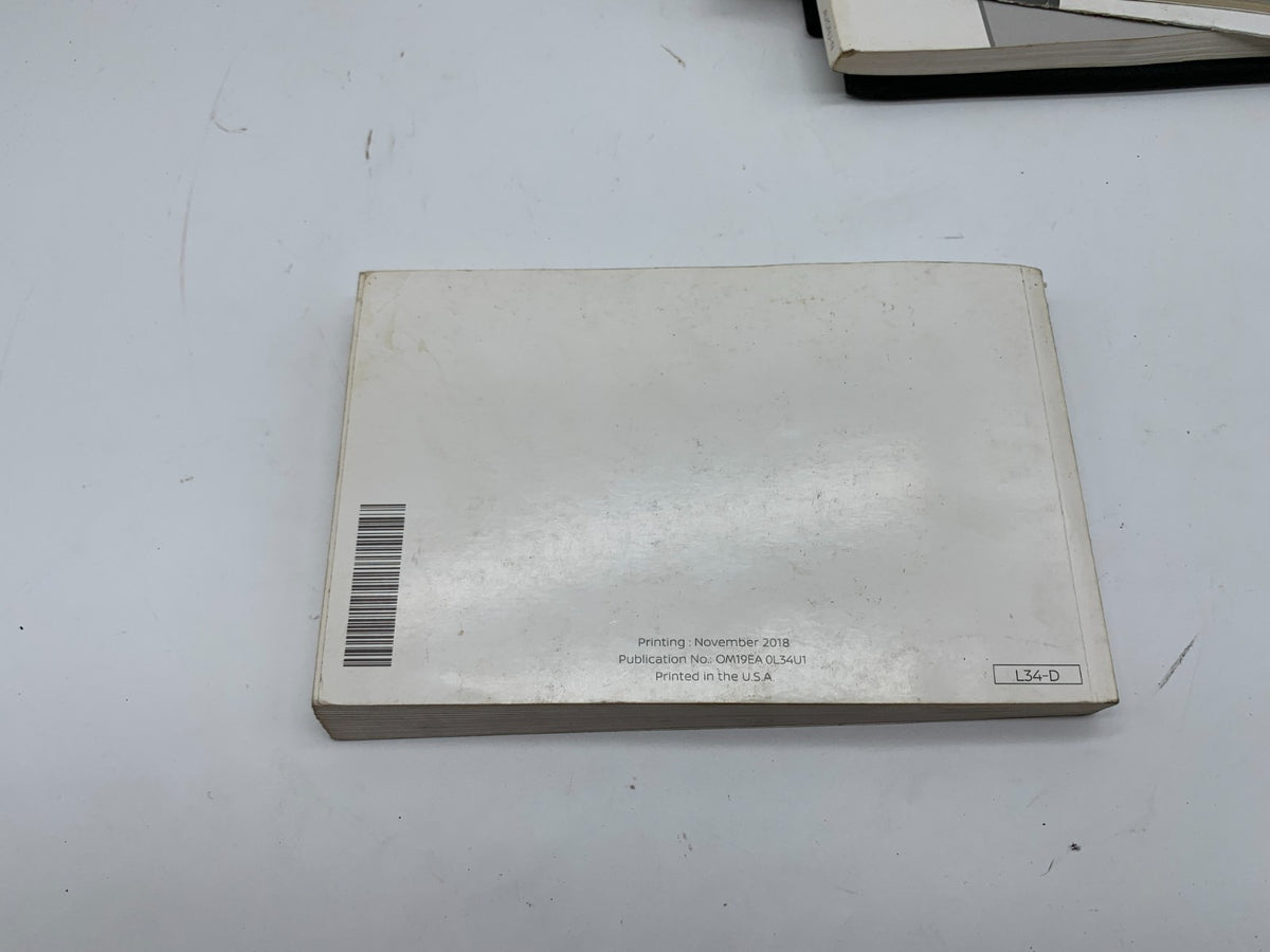 2019 Nissan Altima Sedan Owners Manual Set with Case OEM R01B25017