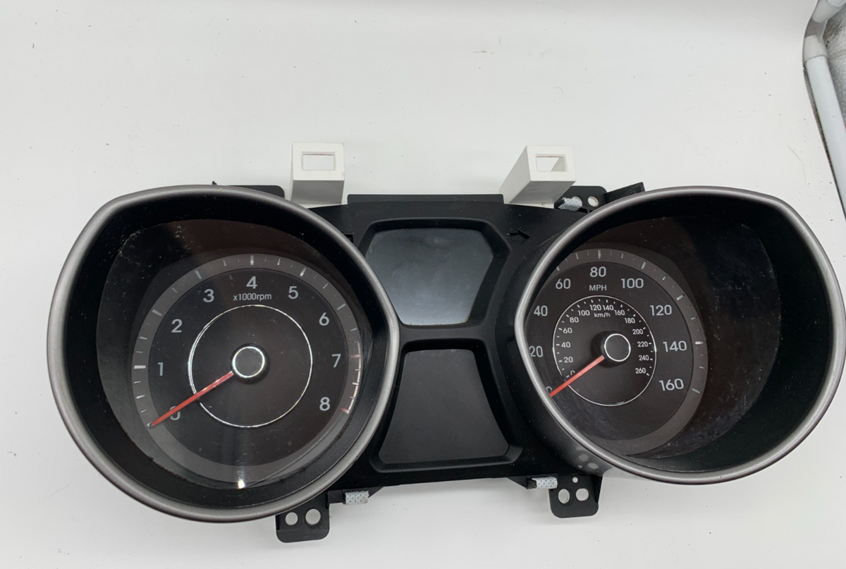 2014-2016 Hyundai Elantra 1.8 Speedometer Cluster 95277 Miles B02B12005