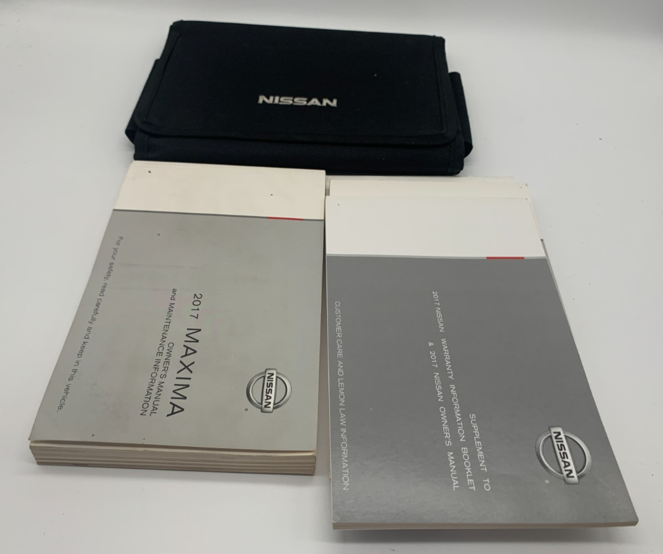 2017 Nissan Maxima Owners Manual Set with Case OEM