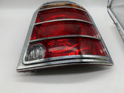 2004-2008 Chrysler Pacifica Passenger Side Tail Light Taillight OEM B03B56024